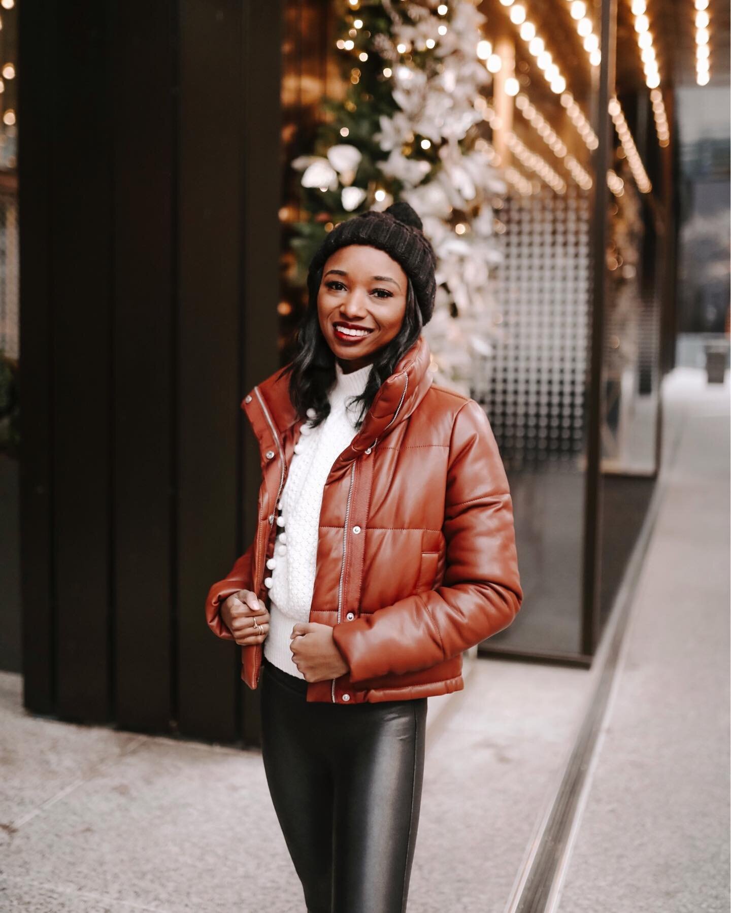Today in Chicago the low is 12 degrees.....It&rsquo;s also the time of year when I ask myself why I live here 😫 ❄️ 
.
.
.
 http://liketk.it/372dY #liketkit @liketoknow.it