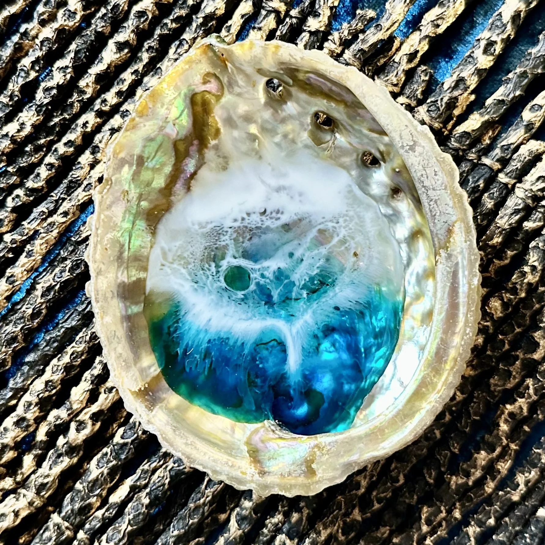 ABALONE SHELL RESIN SEASCAPE TRINKET DISH