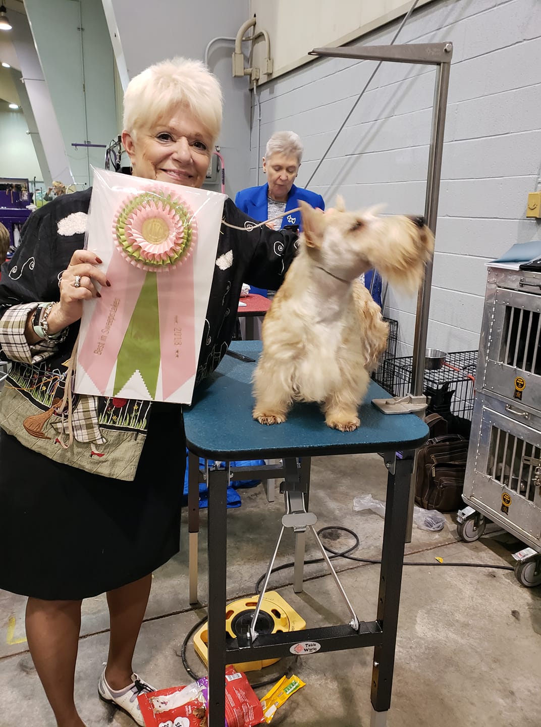 Nancy Hurren with Maizee at STCWV Specialty 2018 45937817_10213030774629409_5210457188803280896_o.jpg