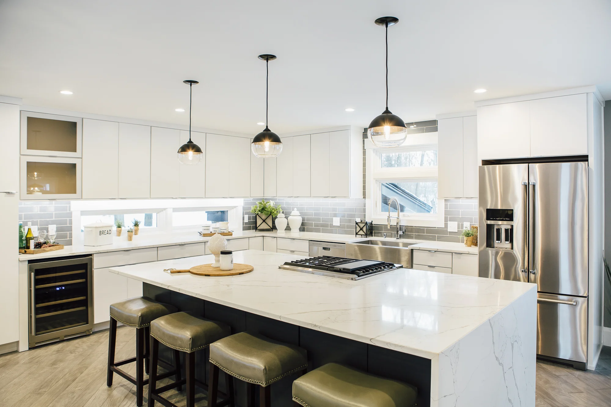 DEEPHAVEN KITCHEN