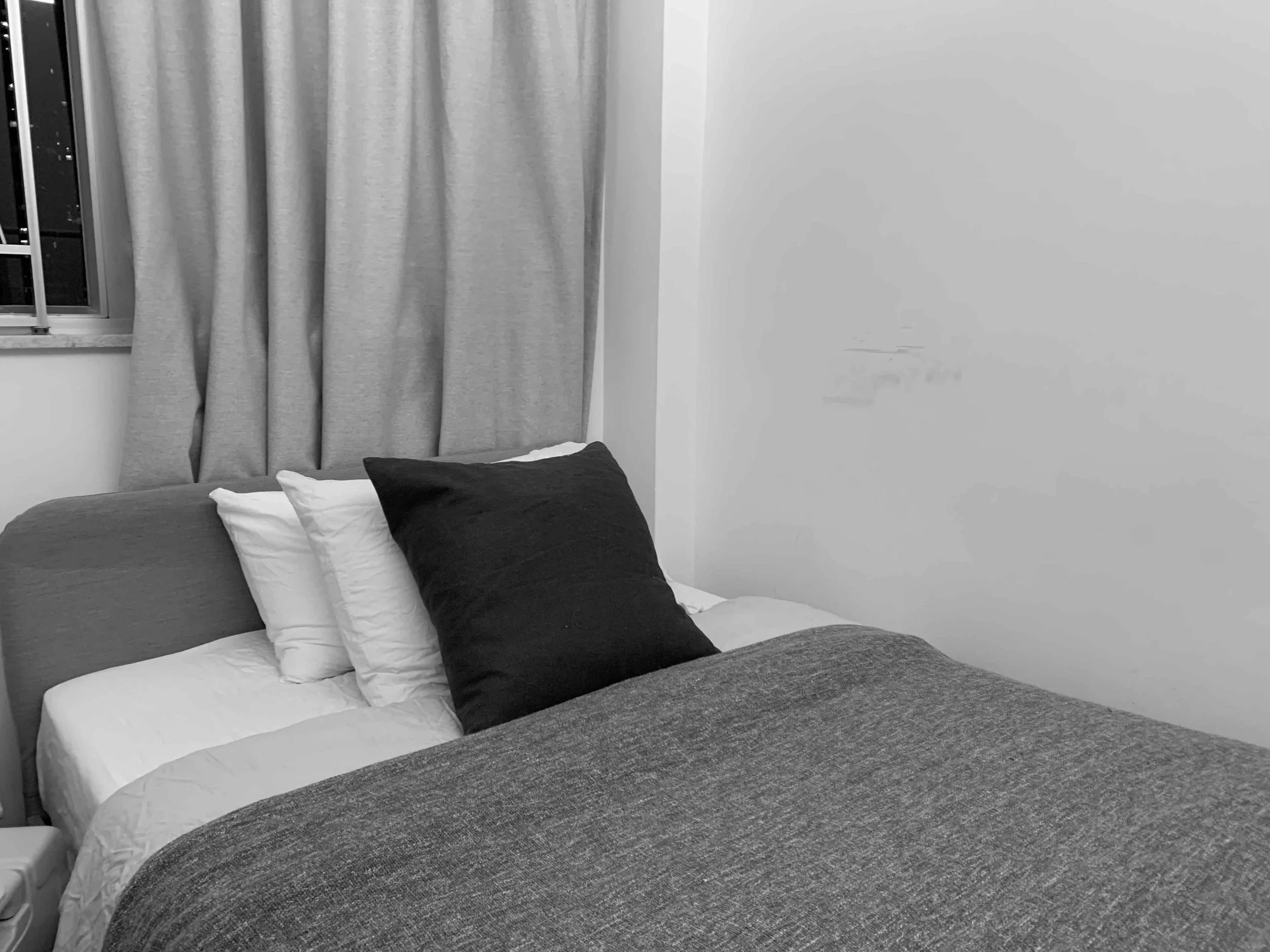 mong kok moon img single suite1.jpg