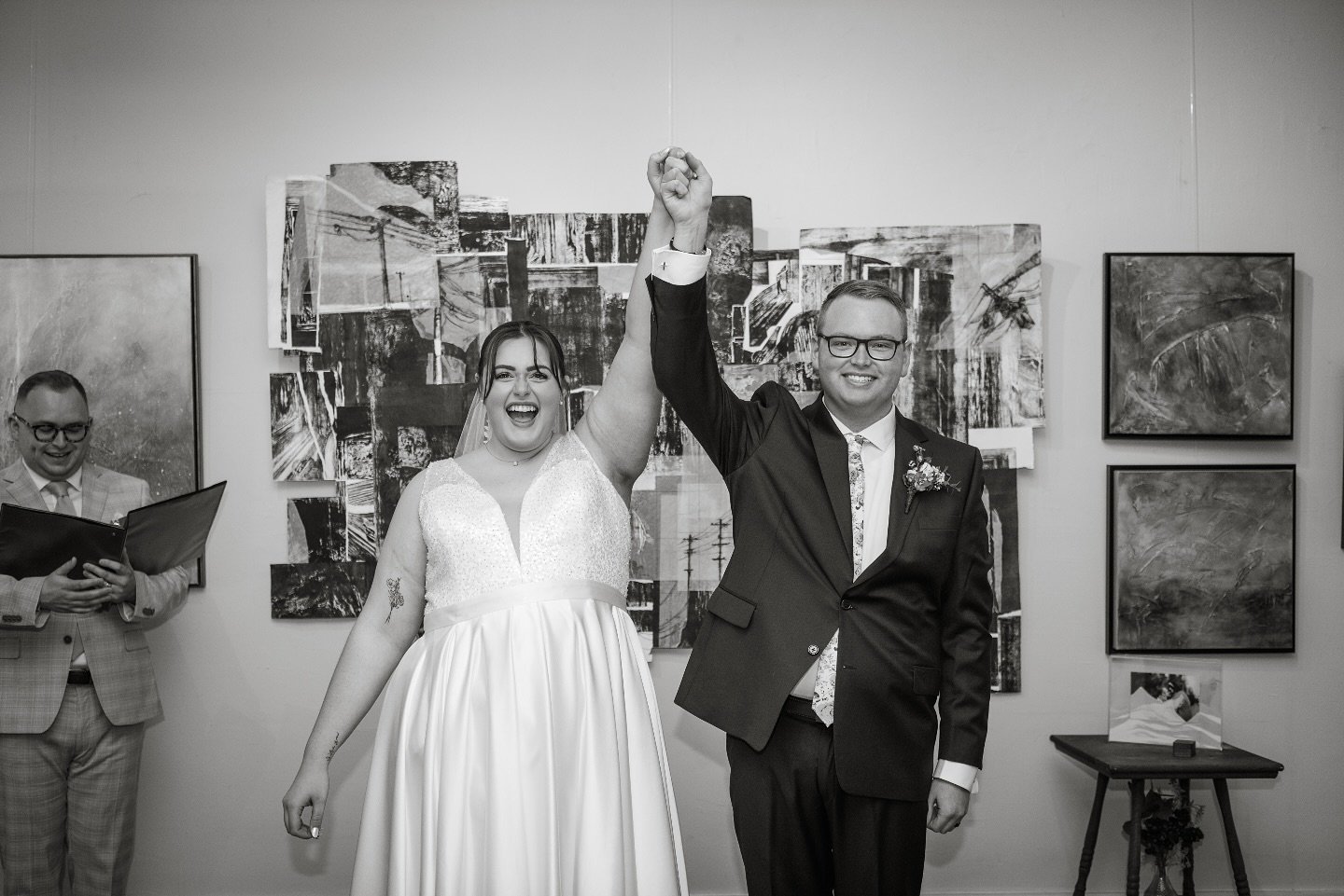 Today marks one year since I married my best friend. Happy anniversary, Ries!
.
.
.
π·: Yellow Creek Photography