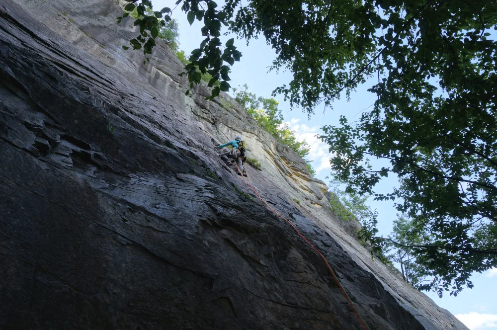 As soon as we hit the ground, we drove over to Cathedral, re-racked, then headed up to Thin Air. This photo is of me near the top of the first pitch, about to link it with the namesake traverse on Thin Air’s second pitch.