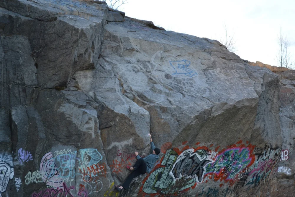 Quincy Quarry Bouldering Project