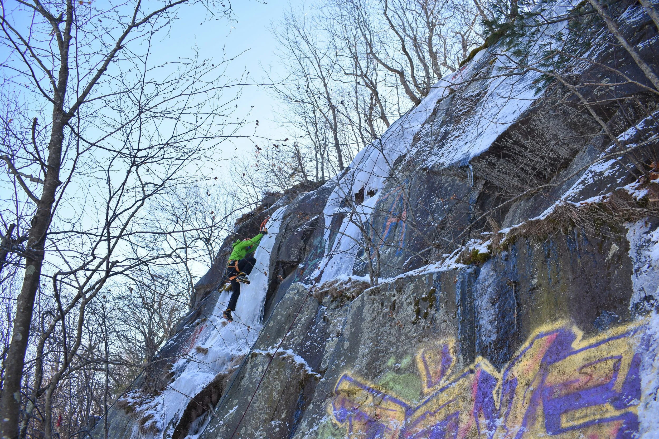 Quincy Quarries Ice Climbing Guide 
