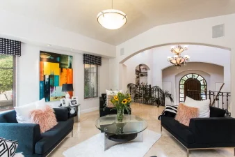 2nd Living room.jpg
