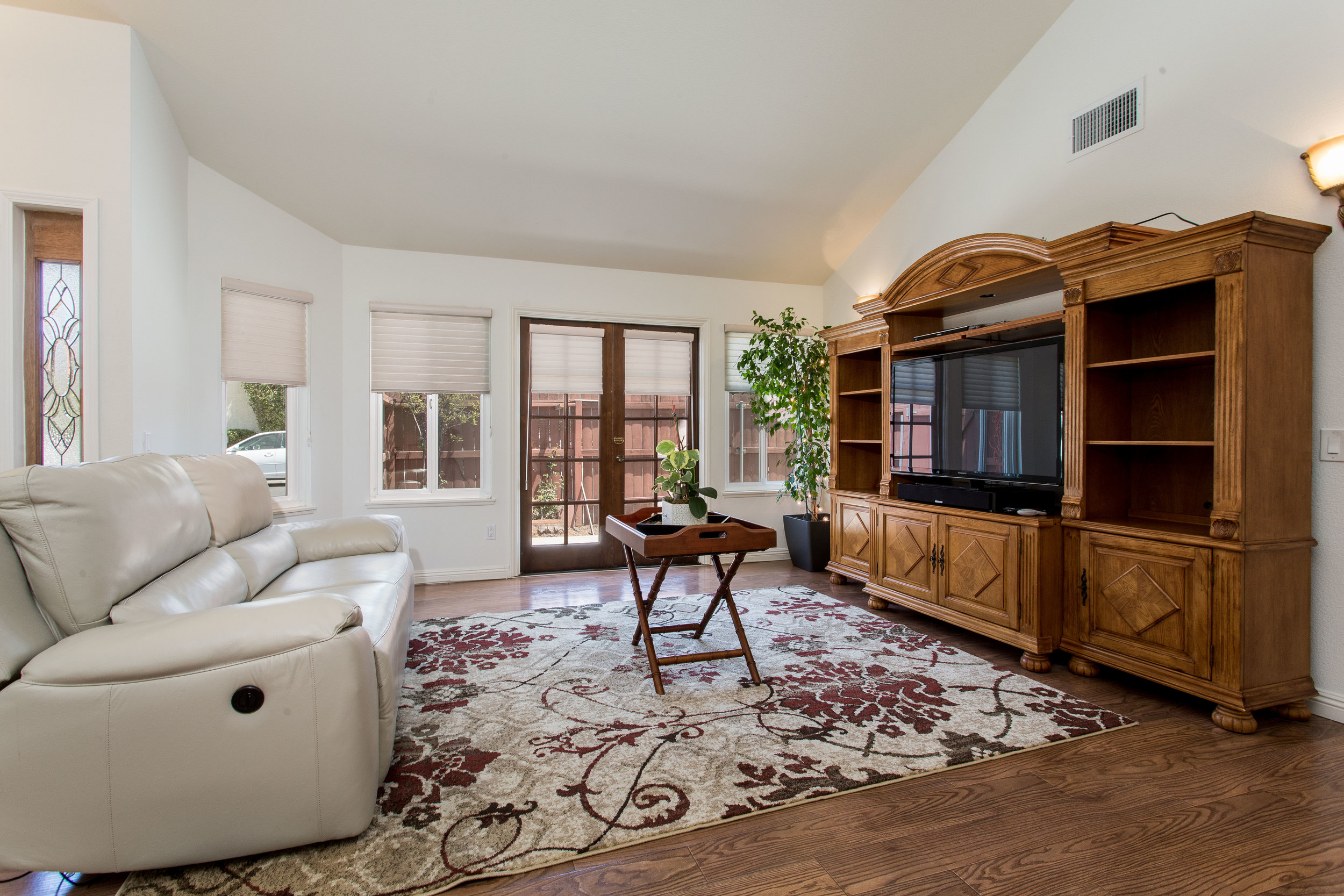 15492 Dracena Ave HsHProd-4.jpg