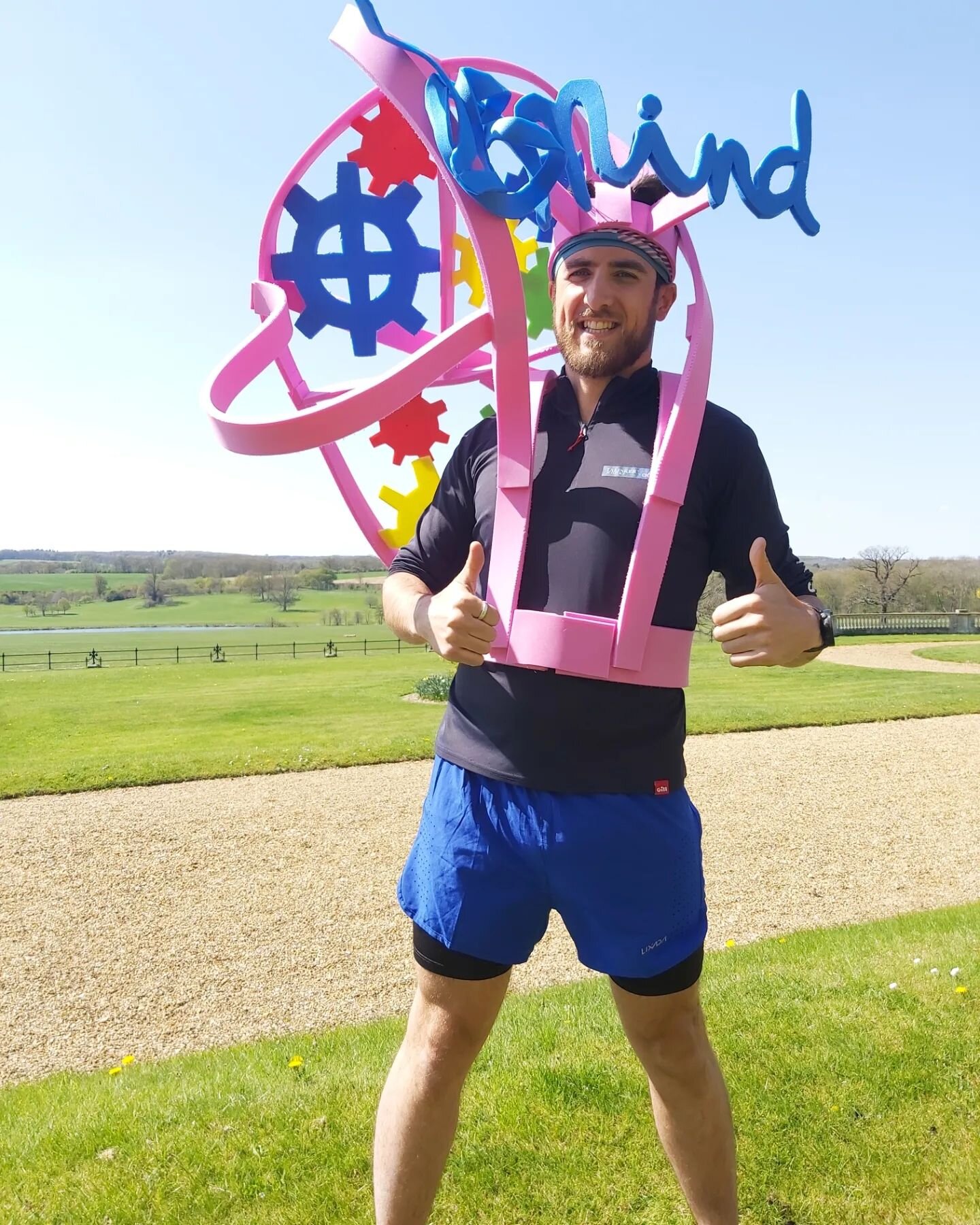 A brainy London Marathon awaits this Sunday! 🧠🏃&zwj;♂️

I'll be dressed in suitable mental health-themed attire for the @londonmarathon this weekend, potentially setting a world record 🏆 for the fastest marathon completed in a 3D costume and defin