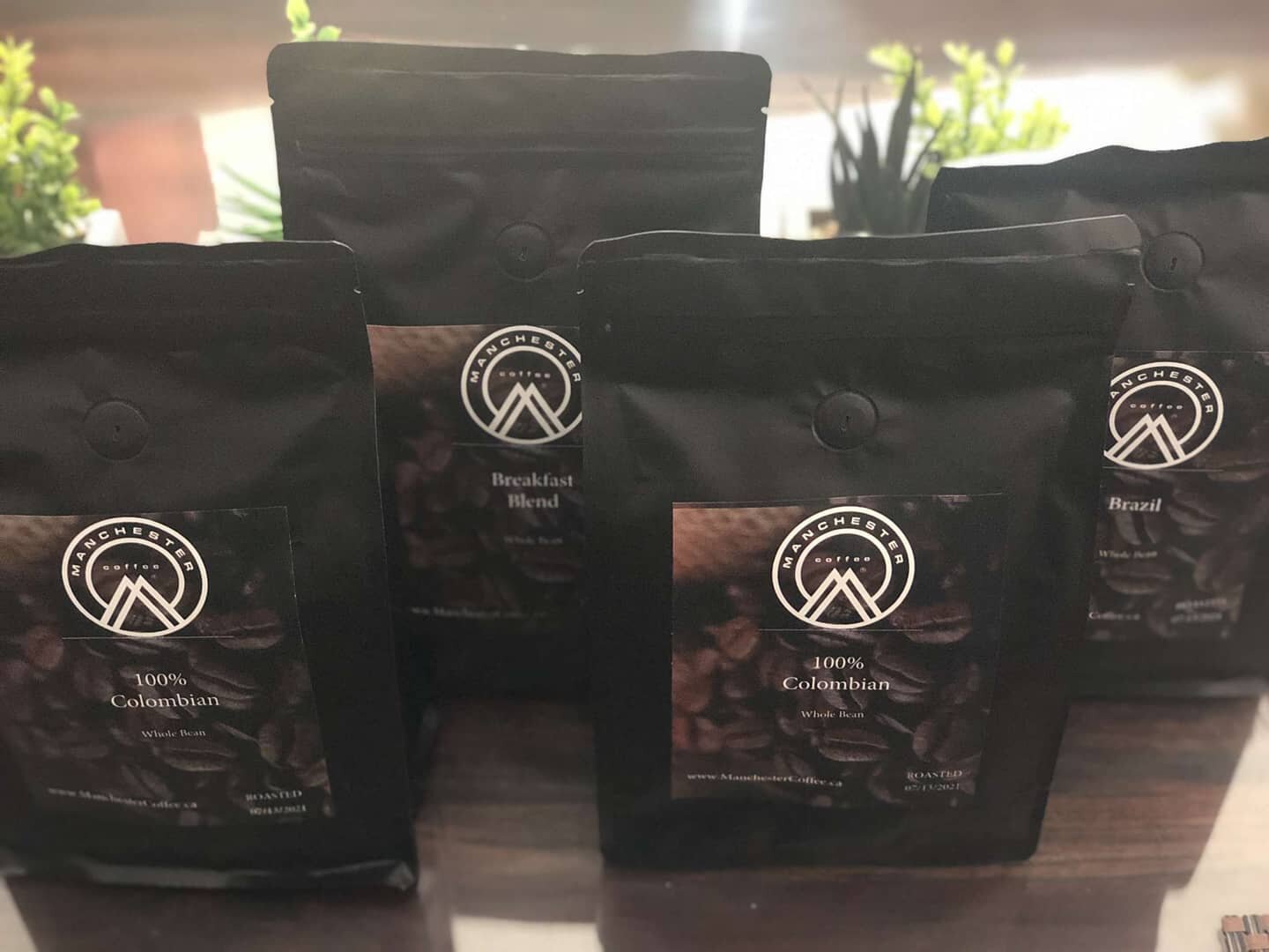 Fresh Coffee Roasted Daily!

www.ManchesterCoffee.ca 

#fresh #roasted #coffee #delivered #shipped #quality #delicious #beans #grounds #Hamilton #hamont #supportlocal #local