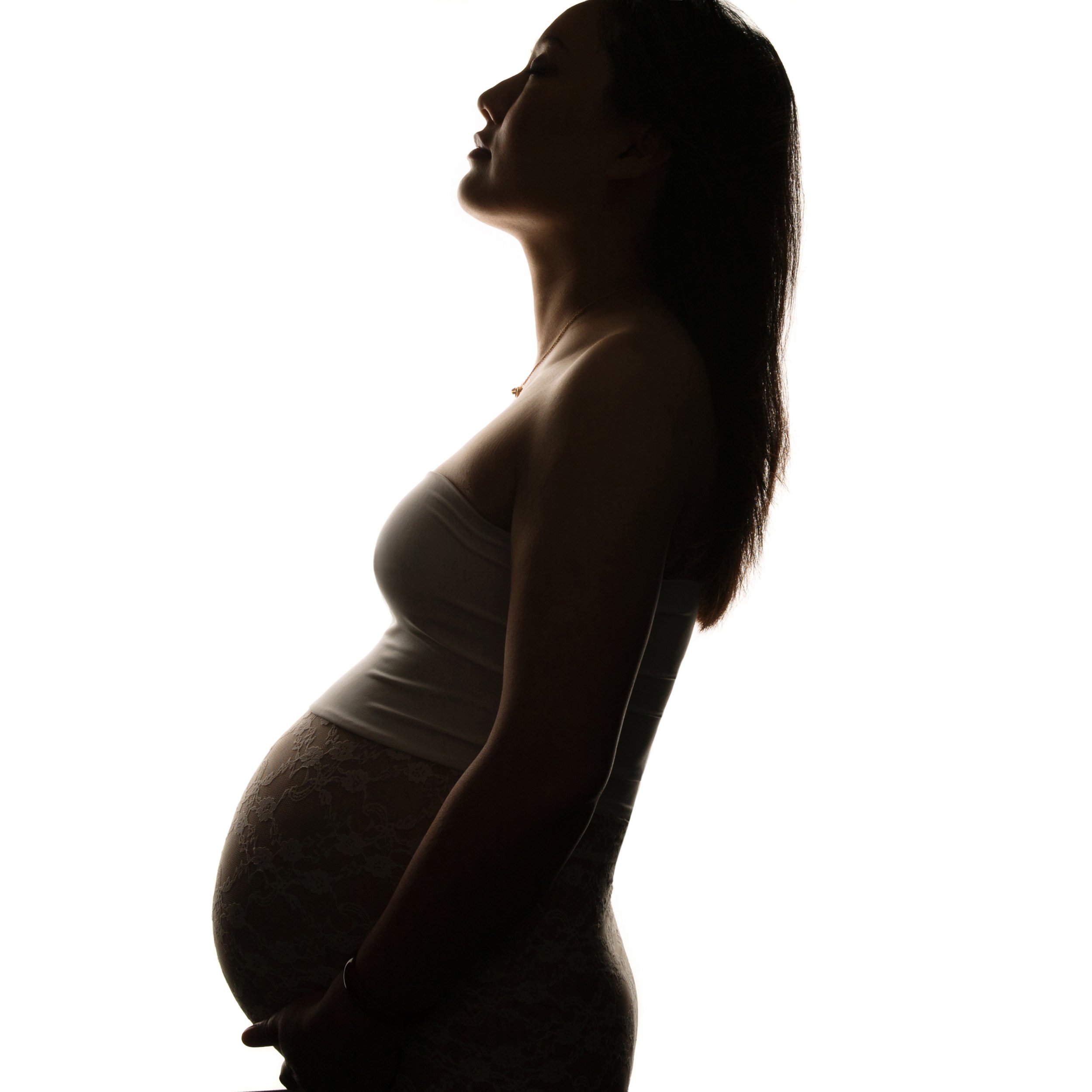 Pregnancy-maternity-photography-studio-London.jpg