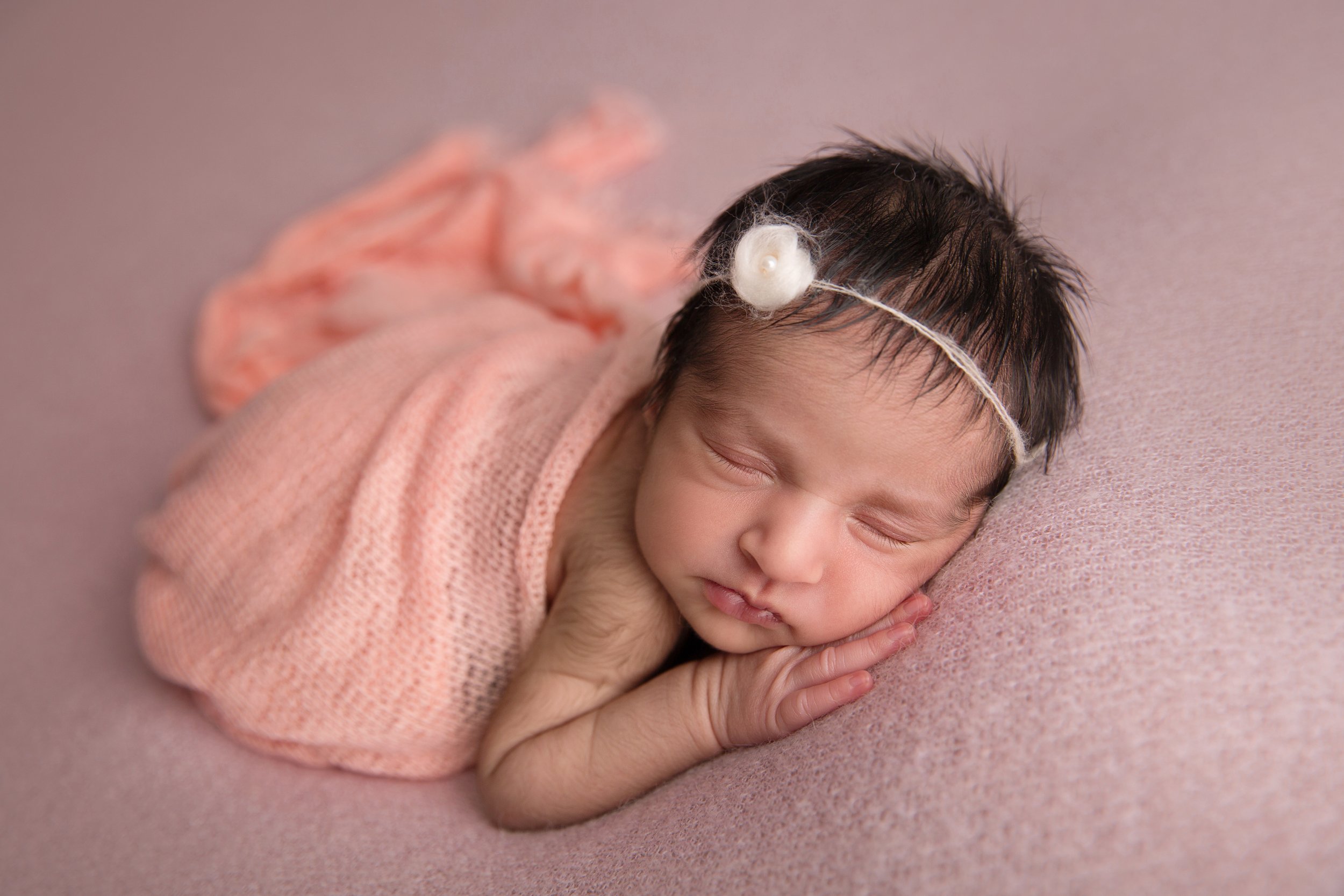 Newborn photoshoot Buckinghamshire