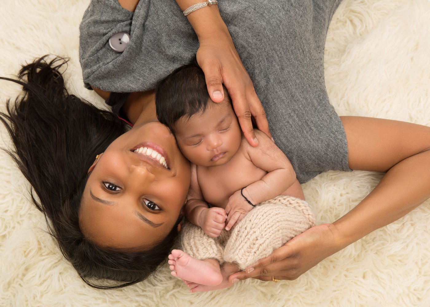 best time to book a newborn photoshoot 