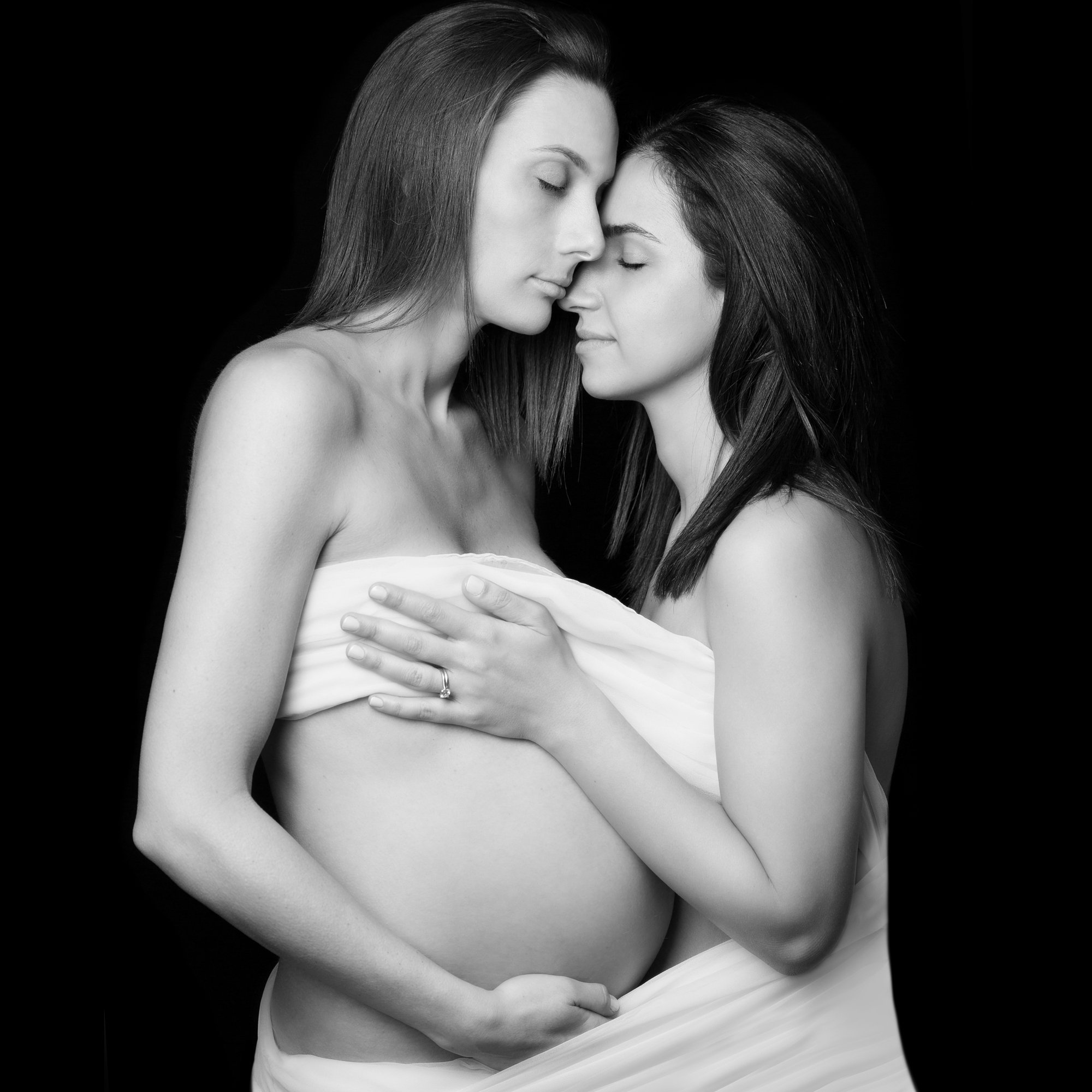 Lesbian Maternity Photoshoot