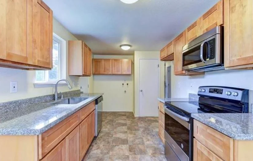 Interior Image 1.jpg