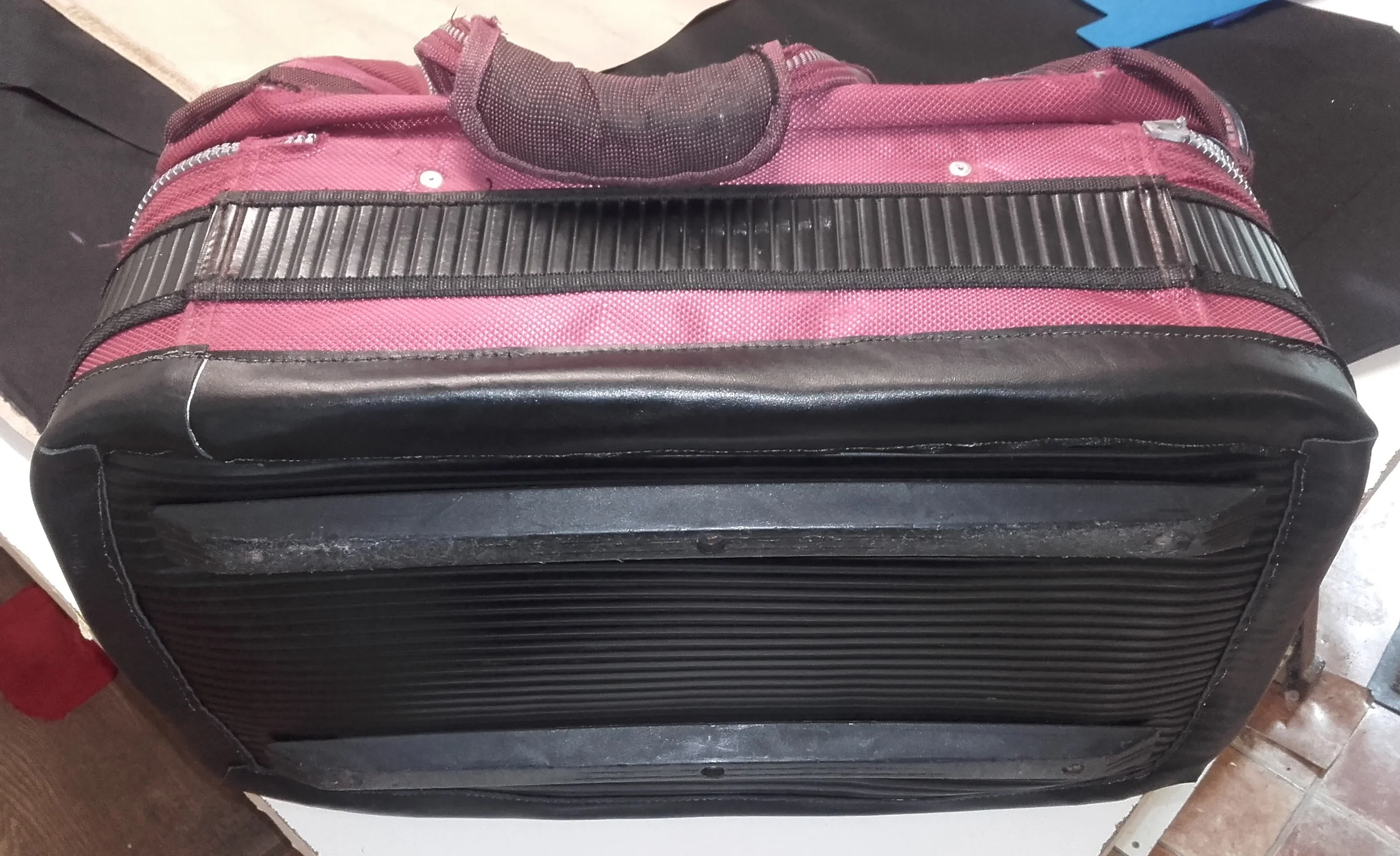 bowling bag repair 20180616_102910.jpg