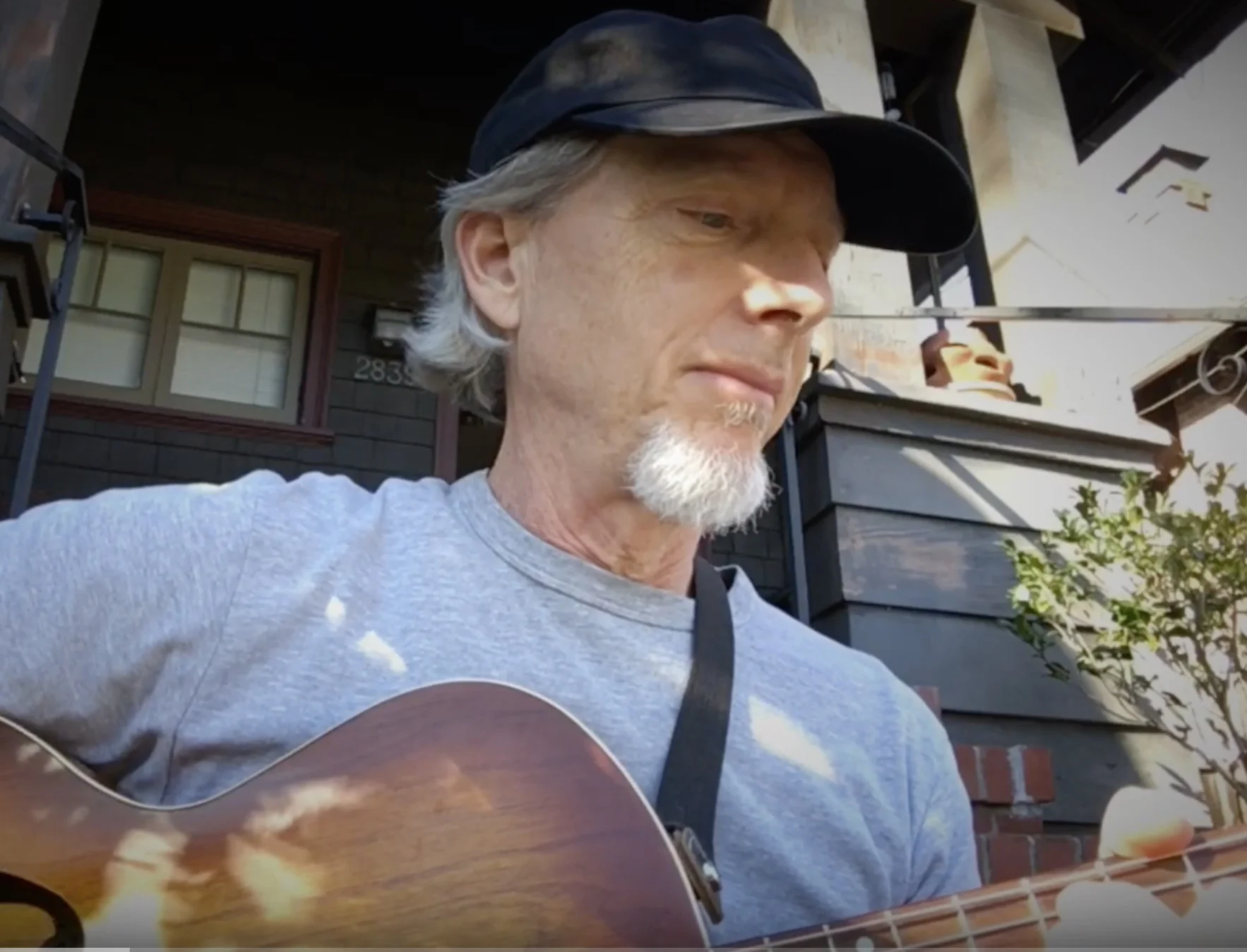 Waves, Engines, Wheels - the urban soundscape