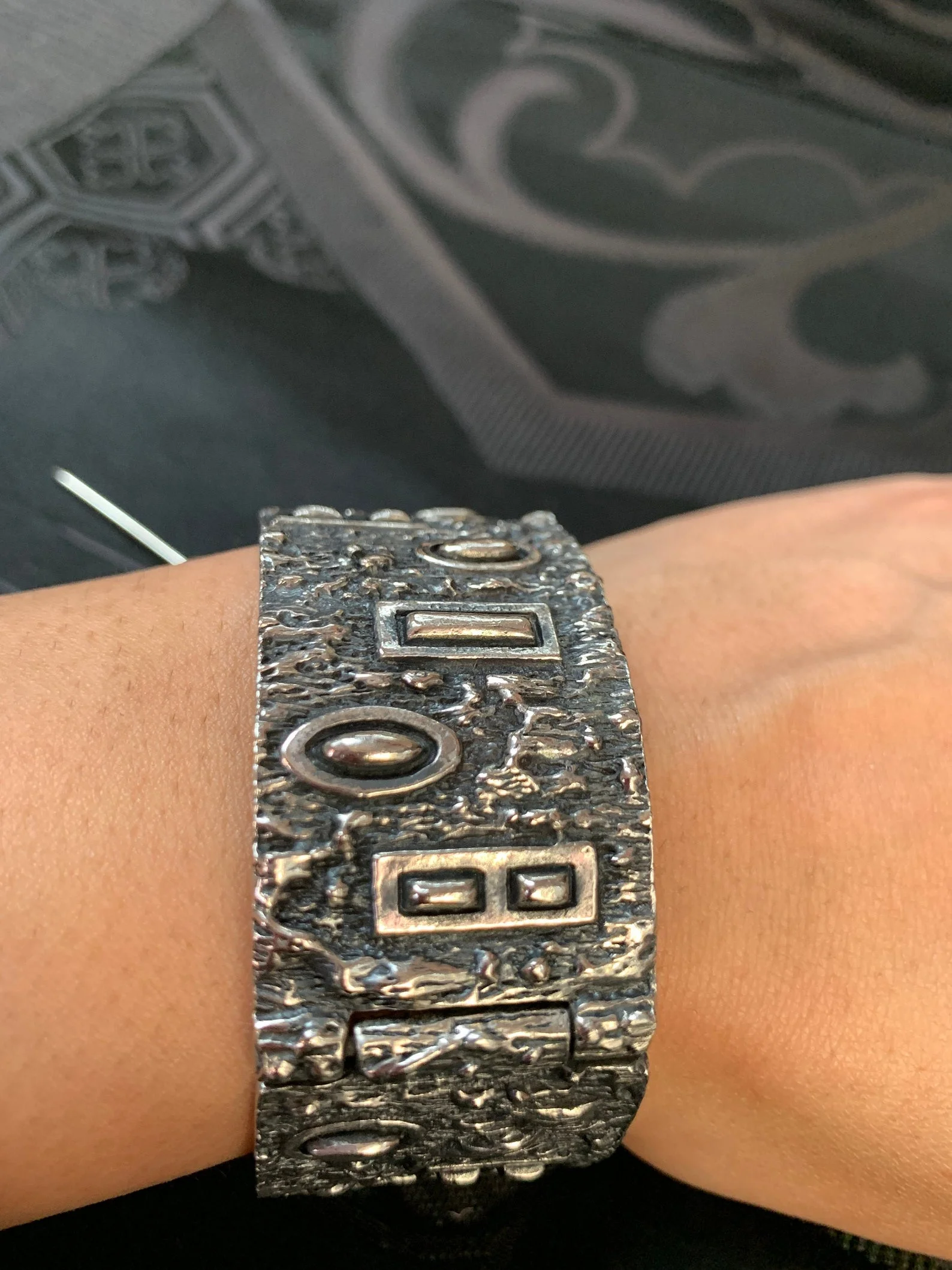 Vintage Robert Larin Hinged Bracelet