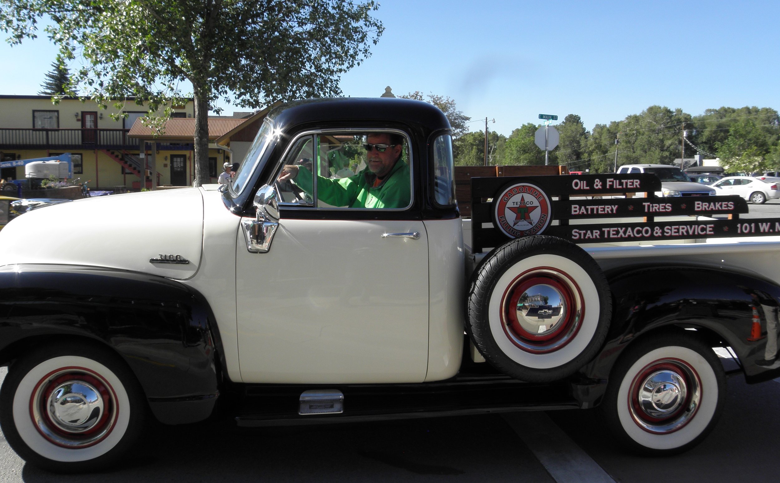 car show texaco truck.jpg