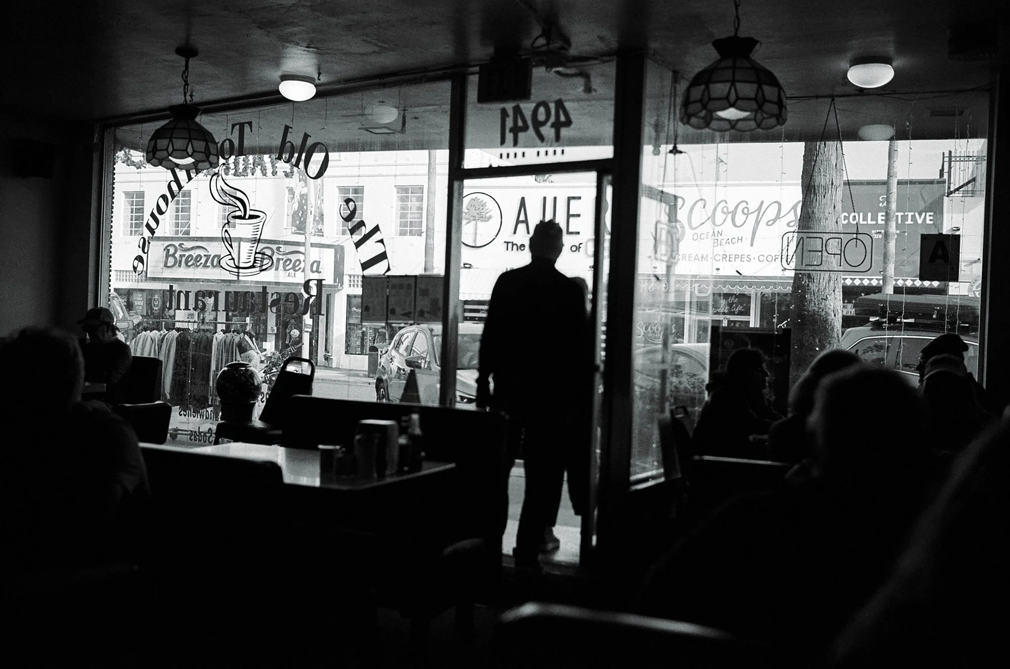 open-door_david-mullin_tri-x.jpg