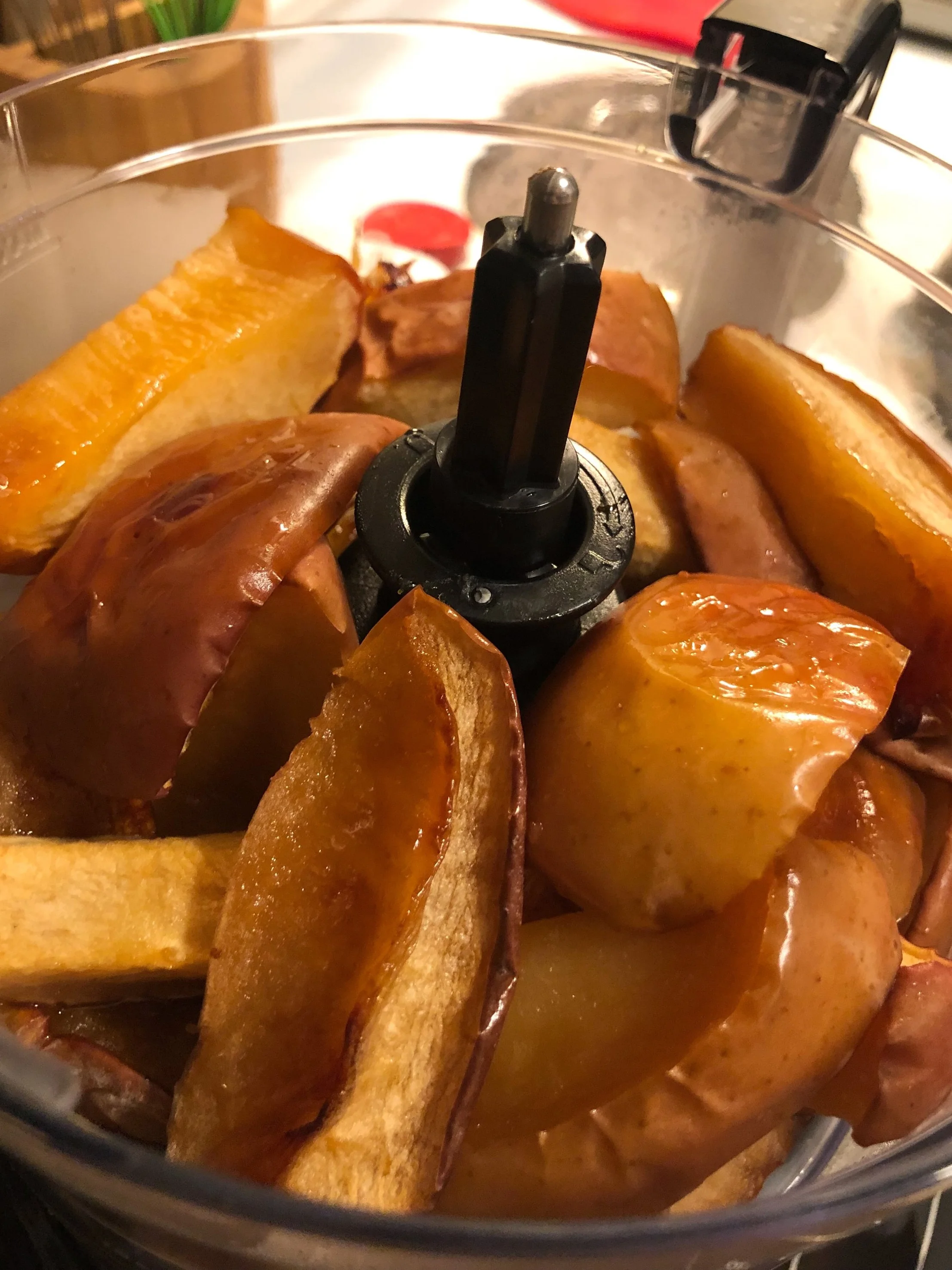 Apples+in+Processor.jpg