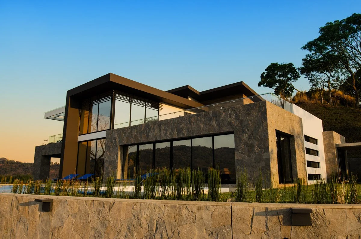 Lopez Hurtado Ingenieros Construccion Residencia Casa El Salvador (2).jpg