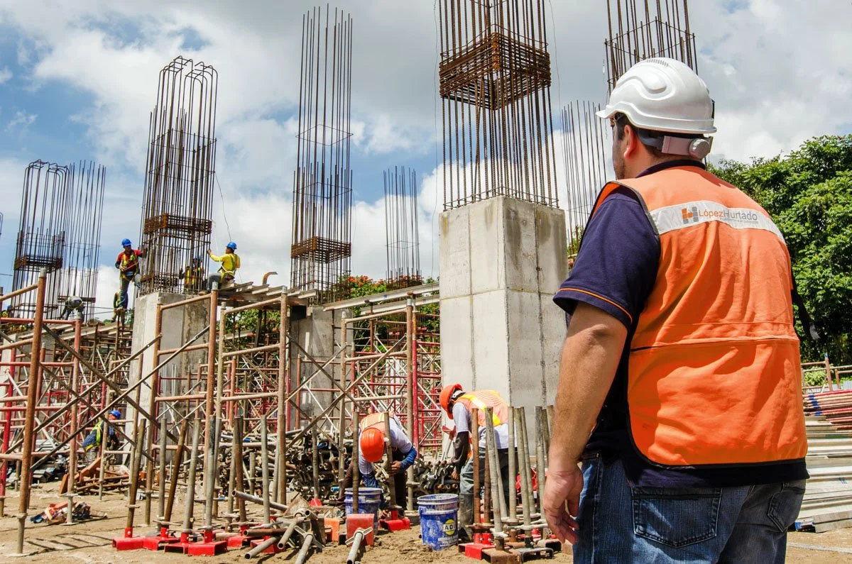 Lopez_Hurtado_Ingenieros_Arquitectos_Ingenieros_ElSalvador (8).jpg