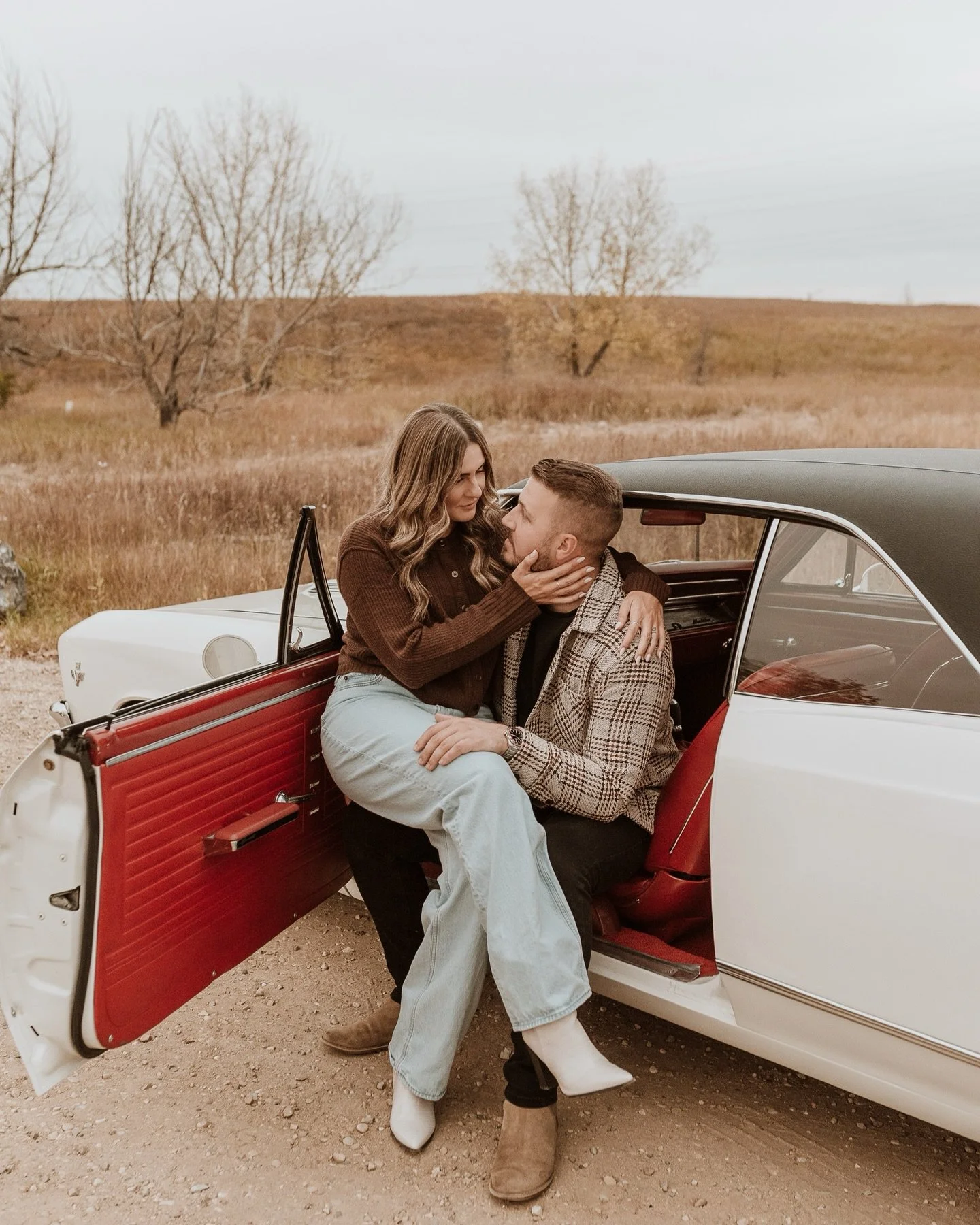 Babes and classic car is always a great idea for your session