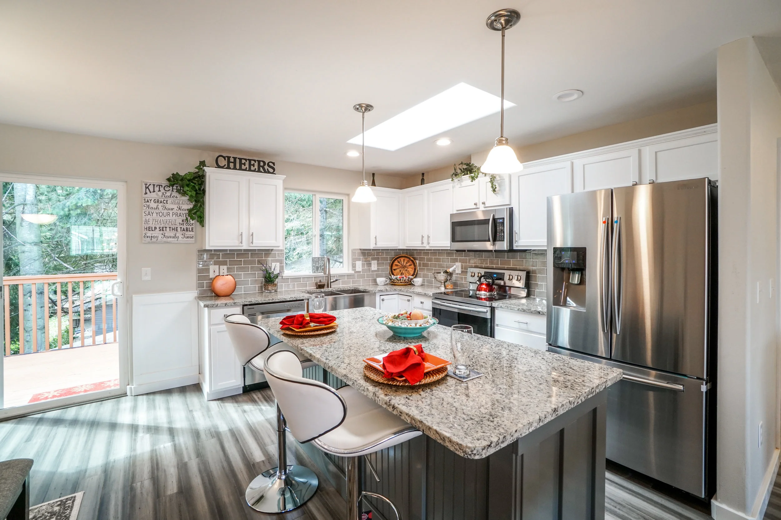19008 3rd Dr SE Bothell, WA (9 of 38).jpg