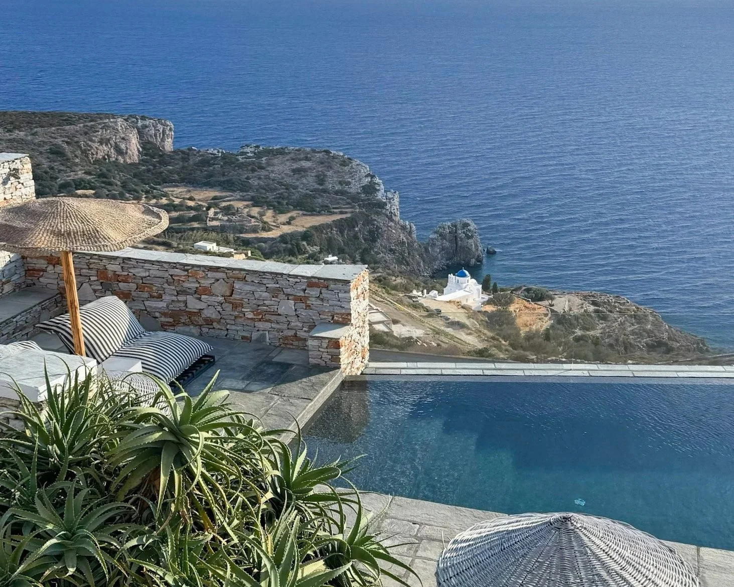 Verina Astra Sifnos infinity pool with Aegean view