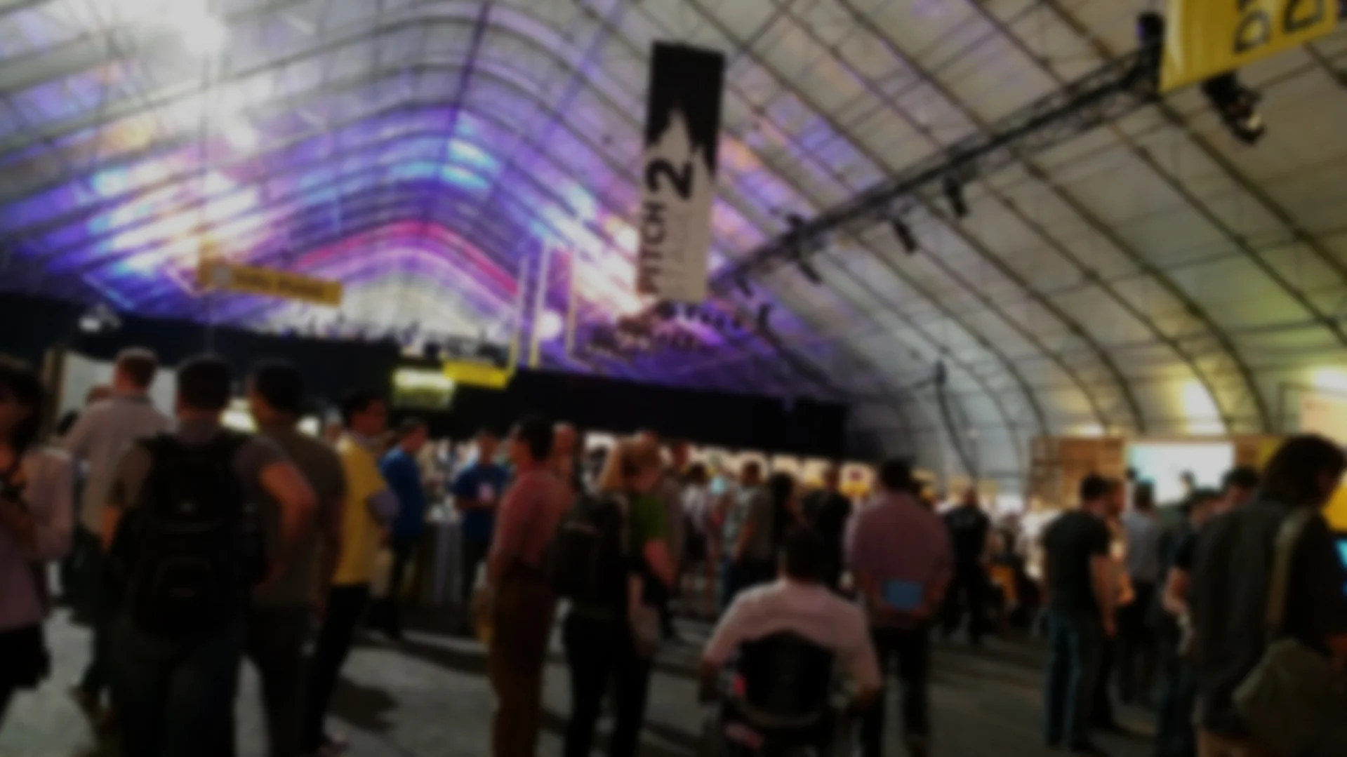 Crowd_IMG_02_Blurred.jpg