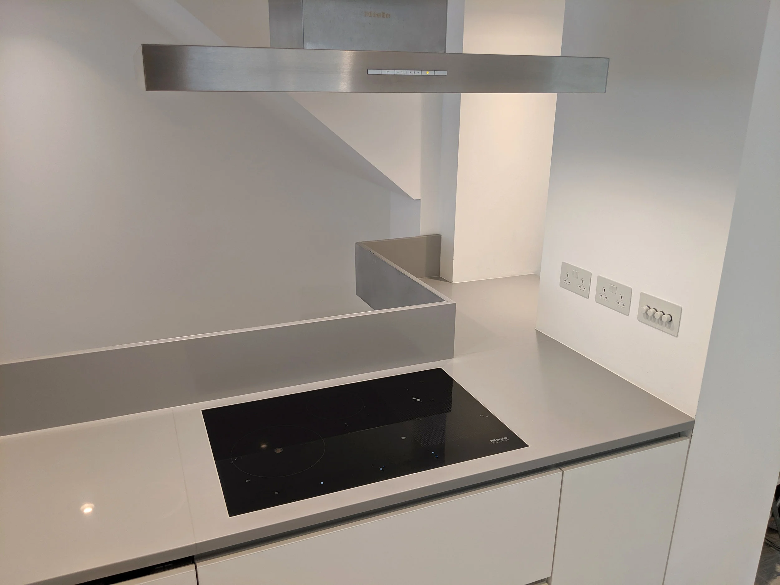 kitchen passthough_1.jpg