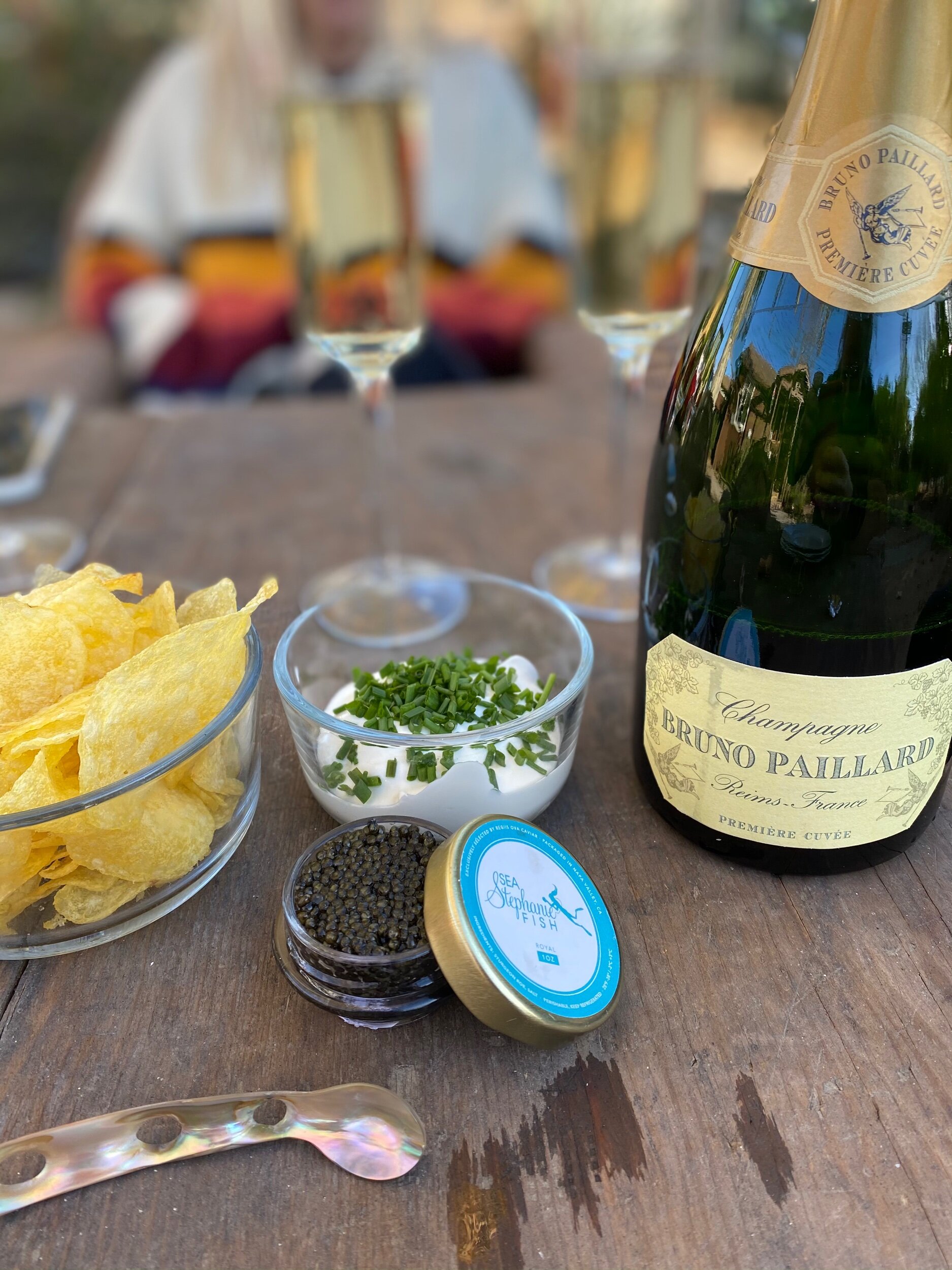 E16E93F1-75C3-4246-B976-FA8C7BC612B6