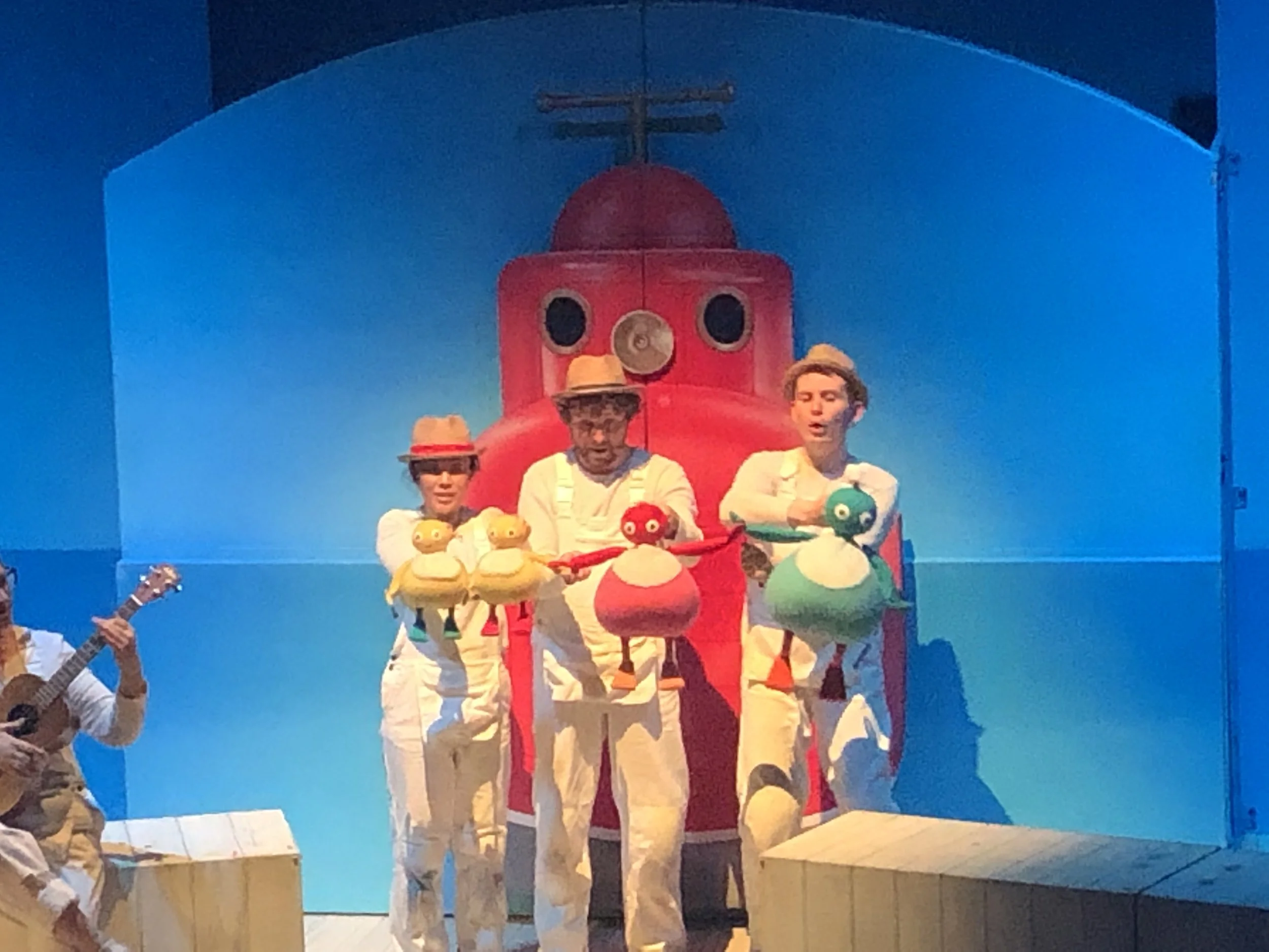 twirlywoos-live-theatre-pre-schooler-under-fives-day-out-kent-tunbridge-wells-support-local-magazine.jpg-0.jpg