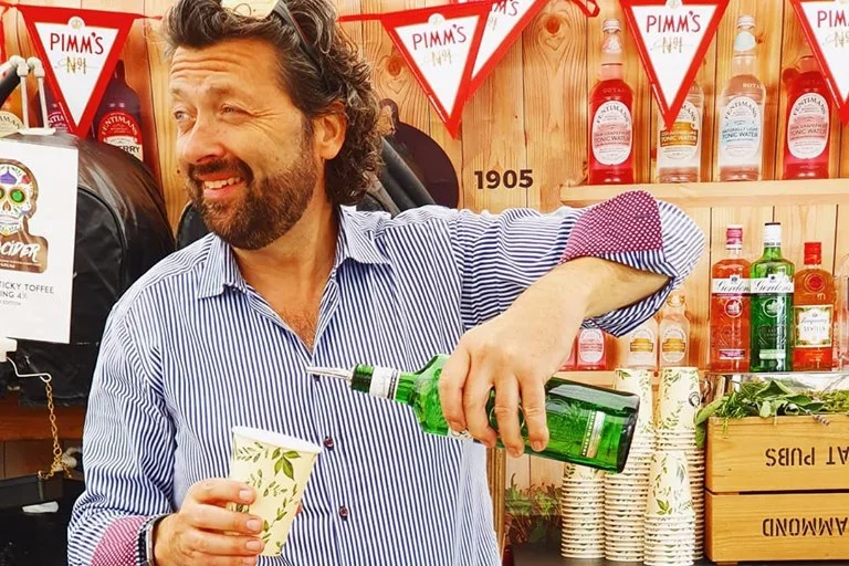 Brian-whiting-whiting-and-hammond-pubs--thechaser-the-mark-cross-the-little-brown-jug-the-farm-at-friday-street-the-cricketers-inn-the-kings-head-the-blue-ball-the-rose-and-crown-support-local-magazine-kent.jpg