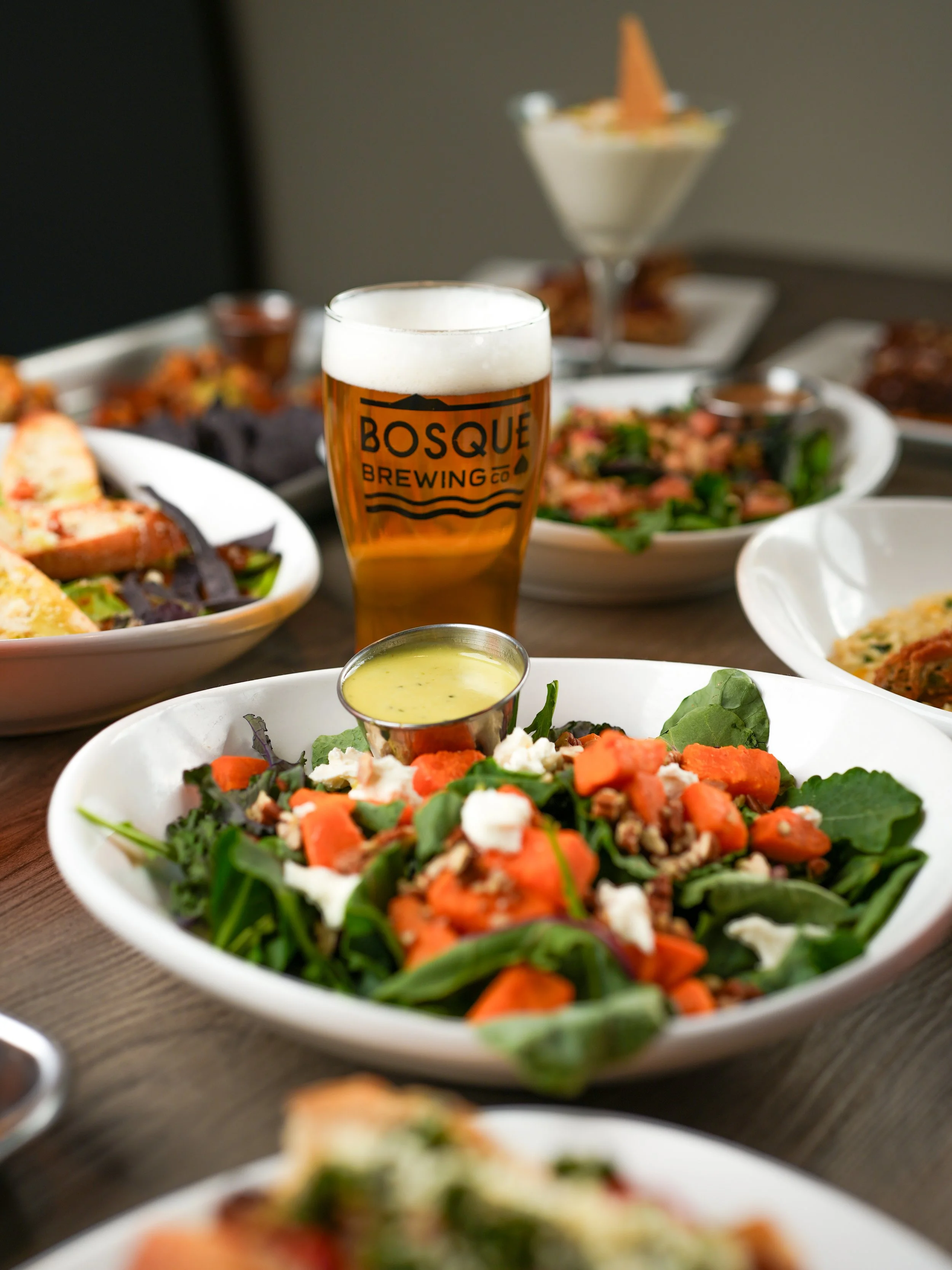 Healthy Vegetarian food options in the Northeast Heights in the Promenade Shopping Center at Bosque Heights Public house