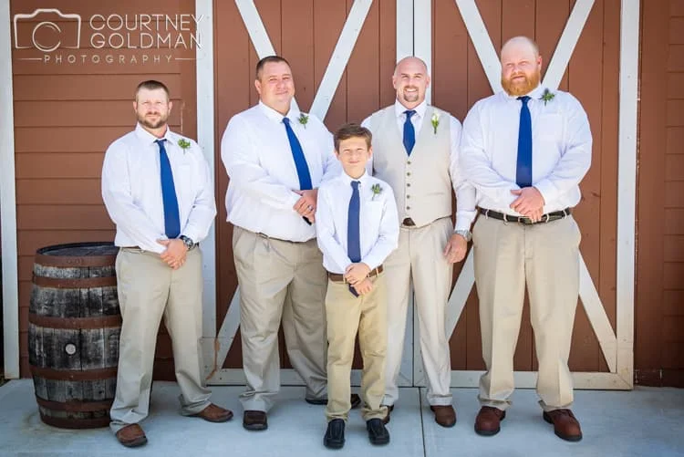 barn-wedding-at-9-oaks-farm-in-monroe-georgia-by-courtney-goldman-photography-53