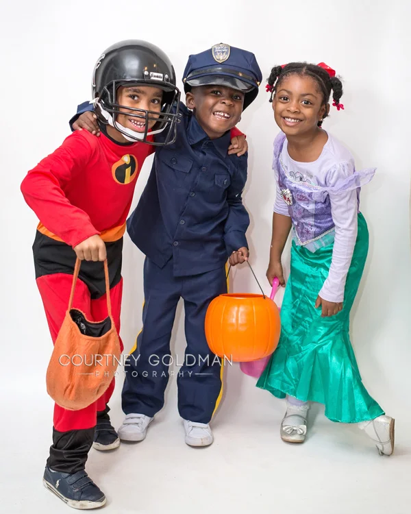 HalloweenCostumePortraitsbyCourtneyGoldmanPhotography19.jpg