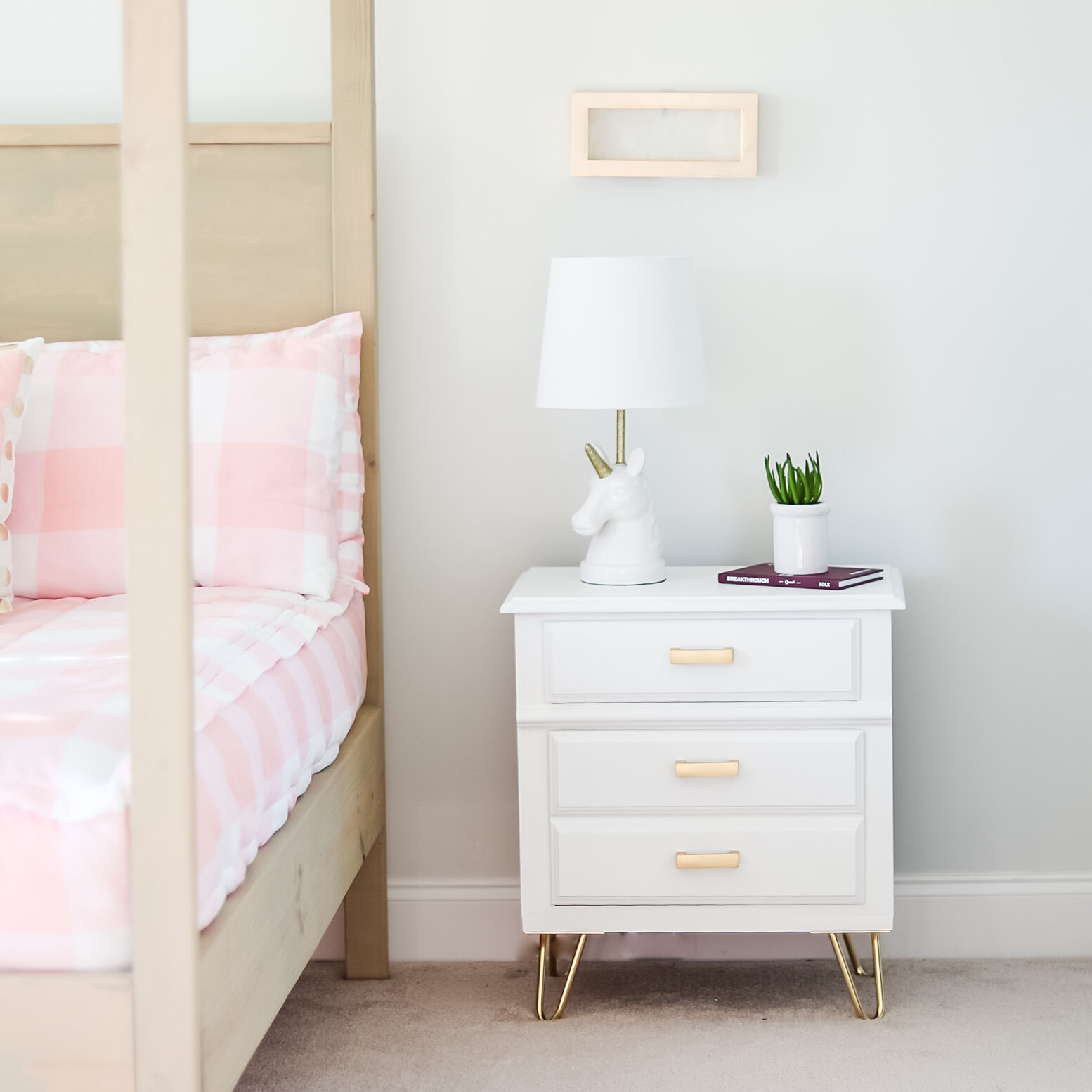 Pretty Distressed - Christina Muscari