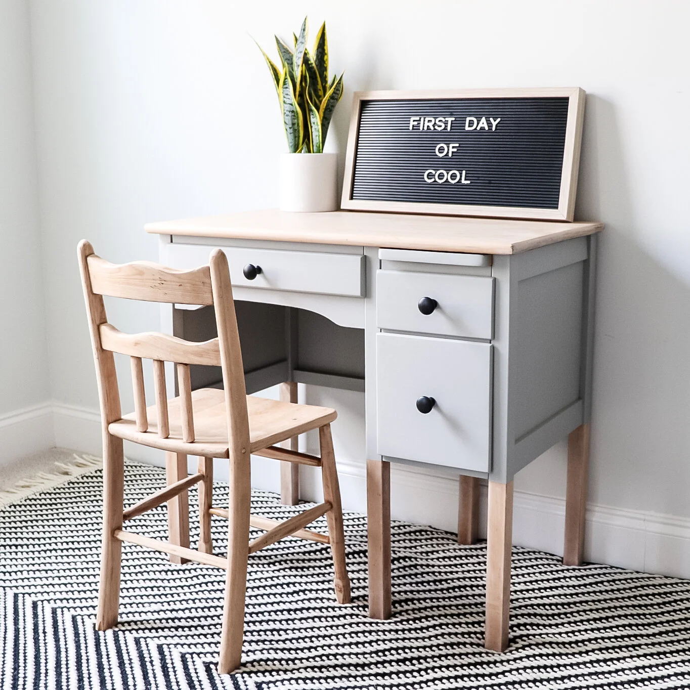 Pretty Distressed - Christina Muscari