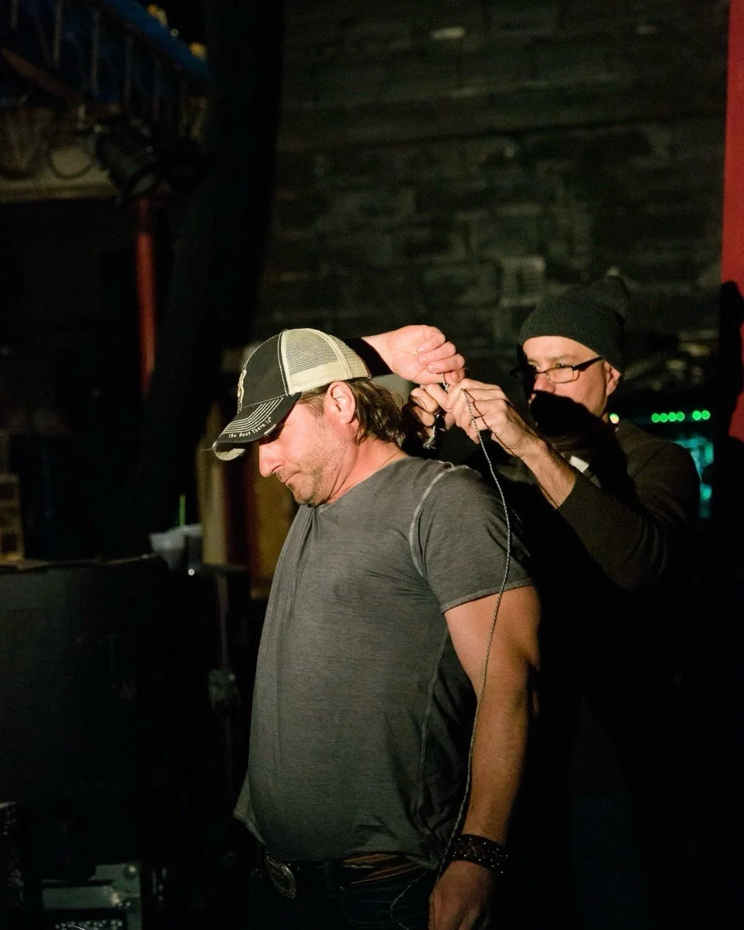 Gearing up for a good time! Stay tuned for an upcoming surprise.
#countrymusic #singer #livemusic #newmusic