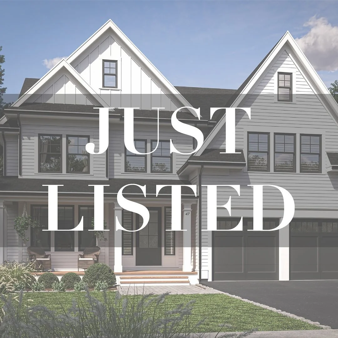 ✨JUST LISTED | Your new dream home in Needham 🏡
 47 Emerson Road has everything- soaring ceiling heights, gleaming hardwood floors, the chef&rsquo;s kitchen with induction cooking, living room with fireplace, spacious family room with fireplace, fou