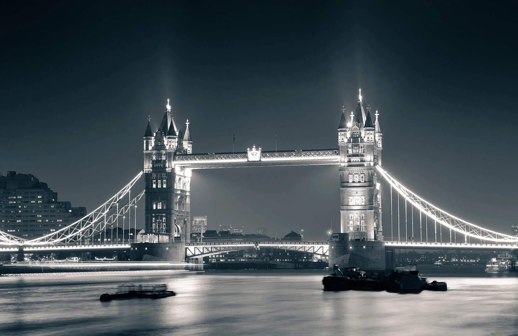 night-time-tower-bridge-plain.jpg