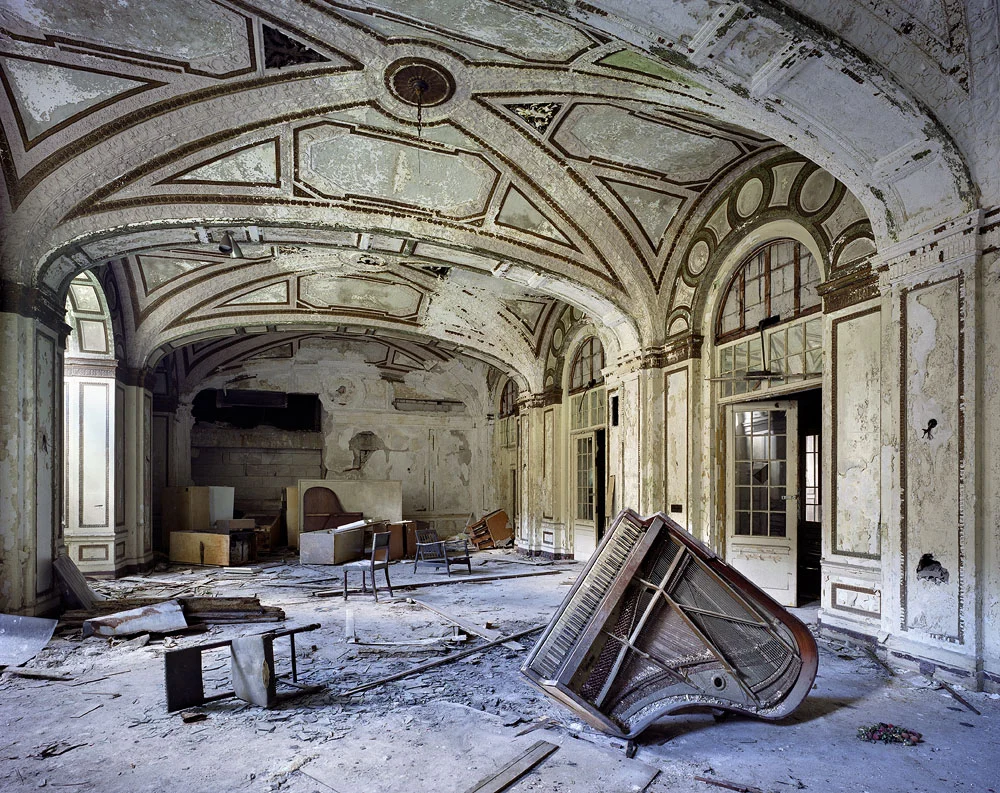 Yves Marchand & Romain Meffre, Ballroom Lee Plaza Hotel , 2006