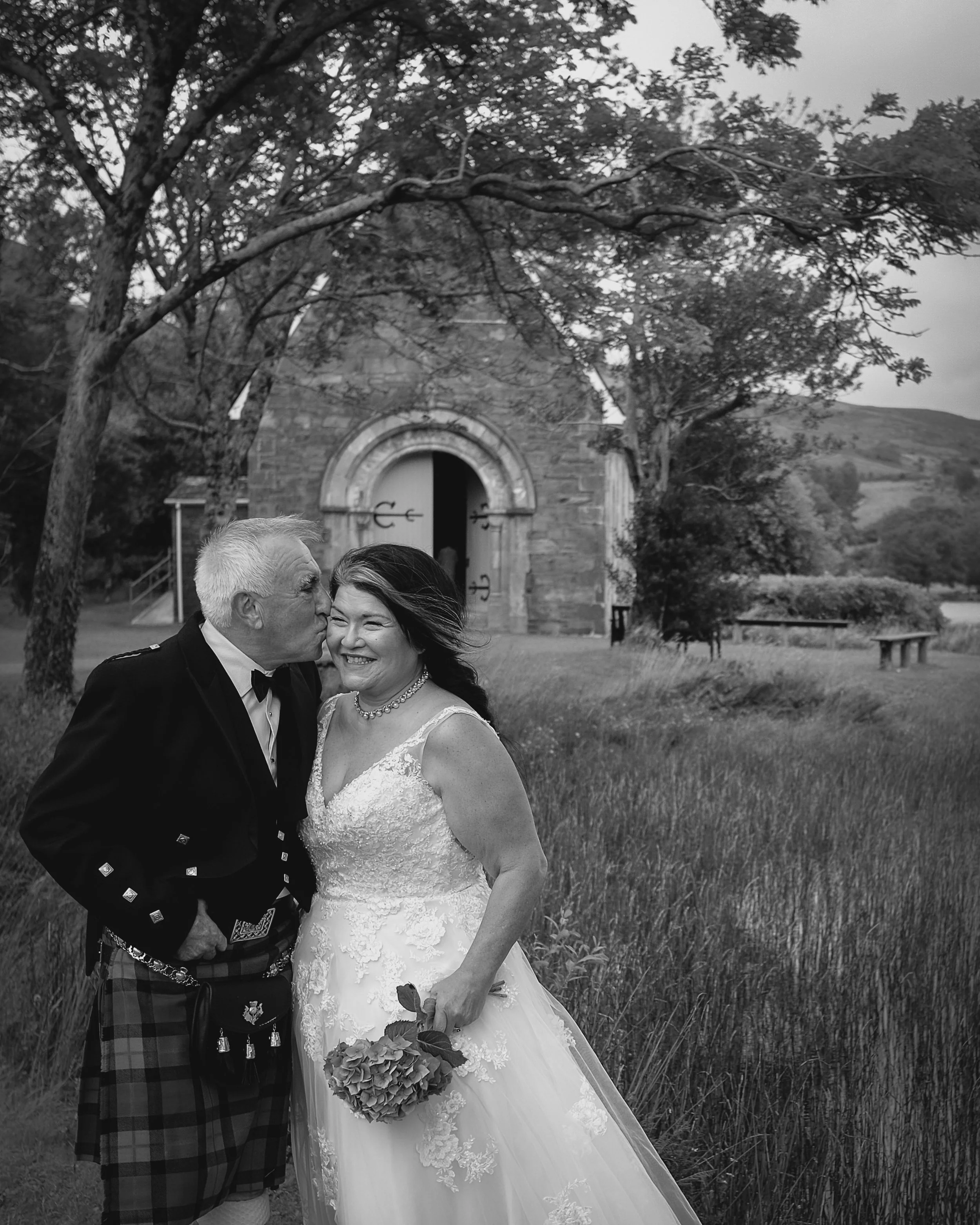 MICHALFICEL_20210822_Marya & Mike_IRL_203802-2.jpg