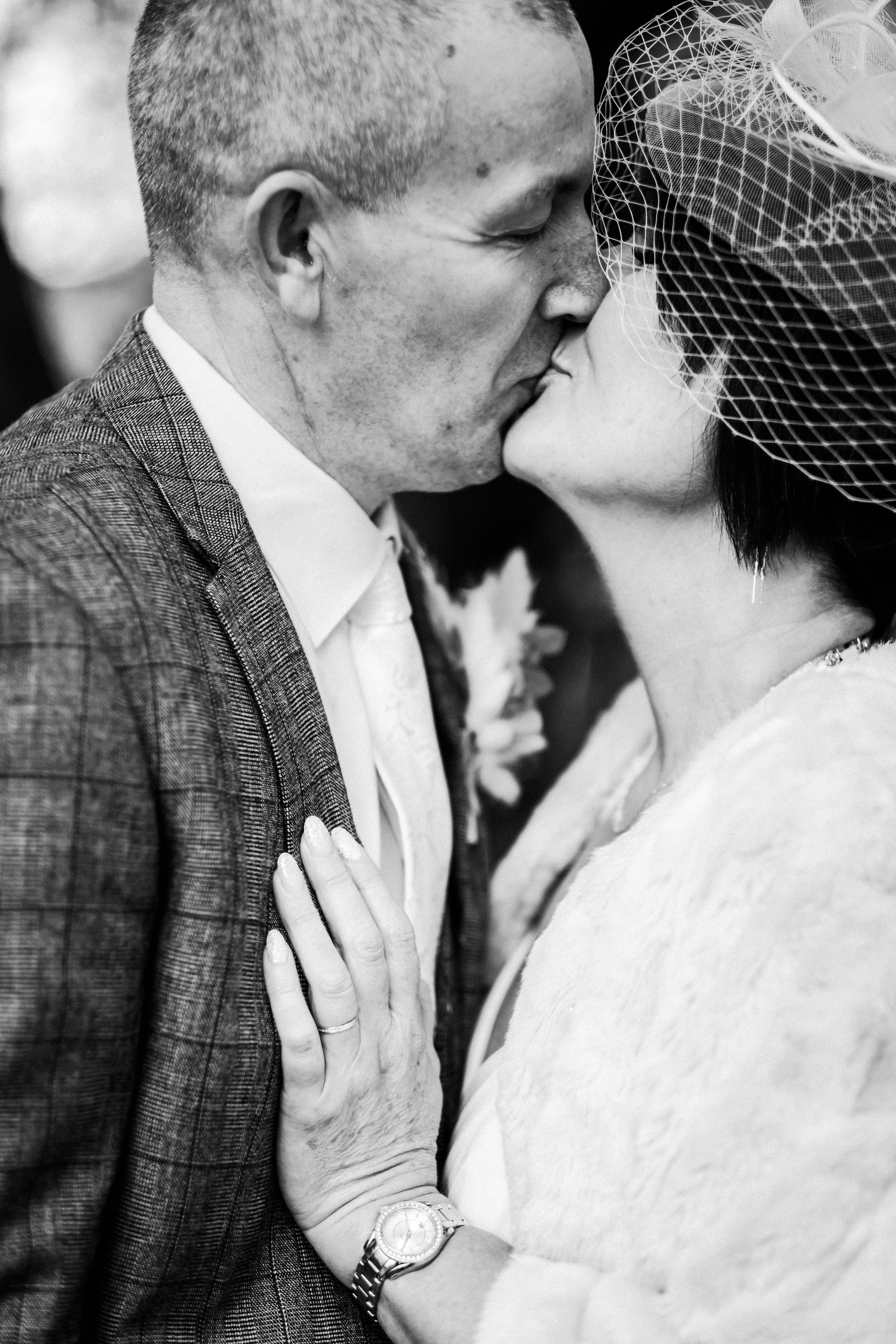 MPHARMONYPHOTGRAPHY_20230327 - June & Sean - IRL-21277-2.jpg