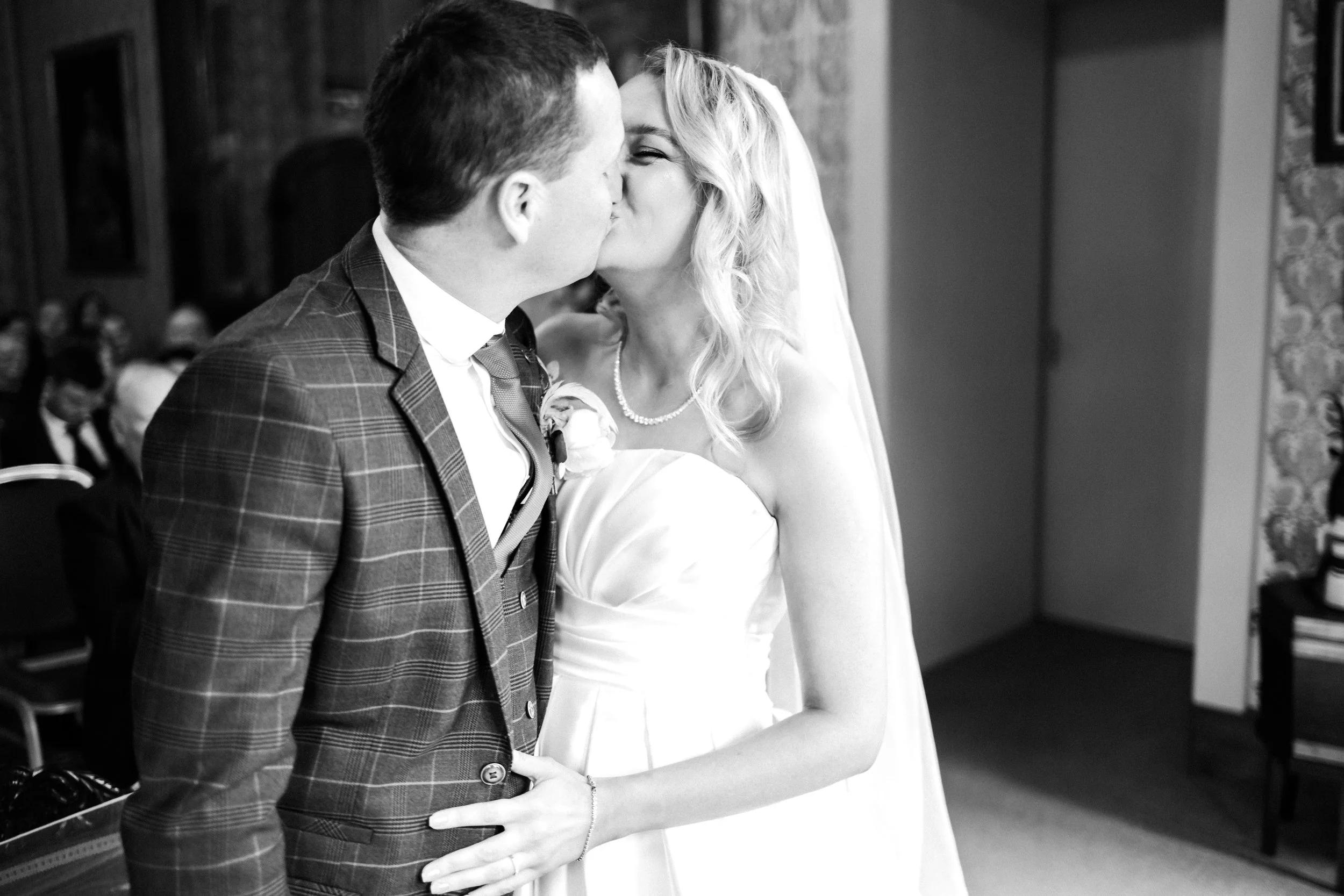 MPHARMONY_20231116 - Sarah & Mark - IRL-61393-2.jpg