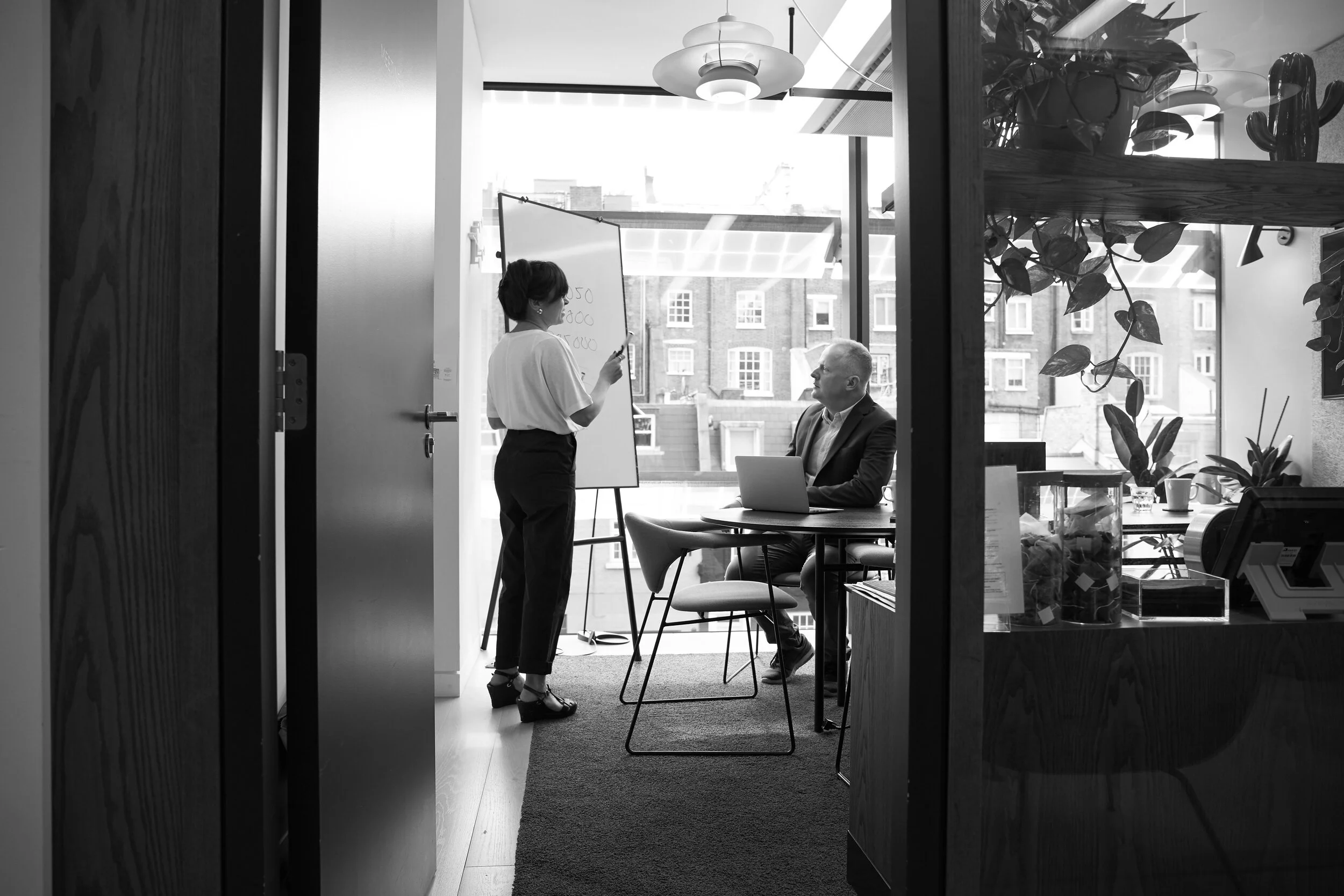 boardroom-brainstorming-business-2977547 blk.jpeg