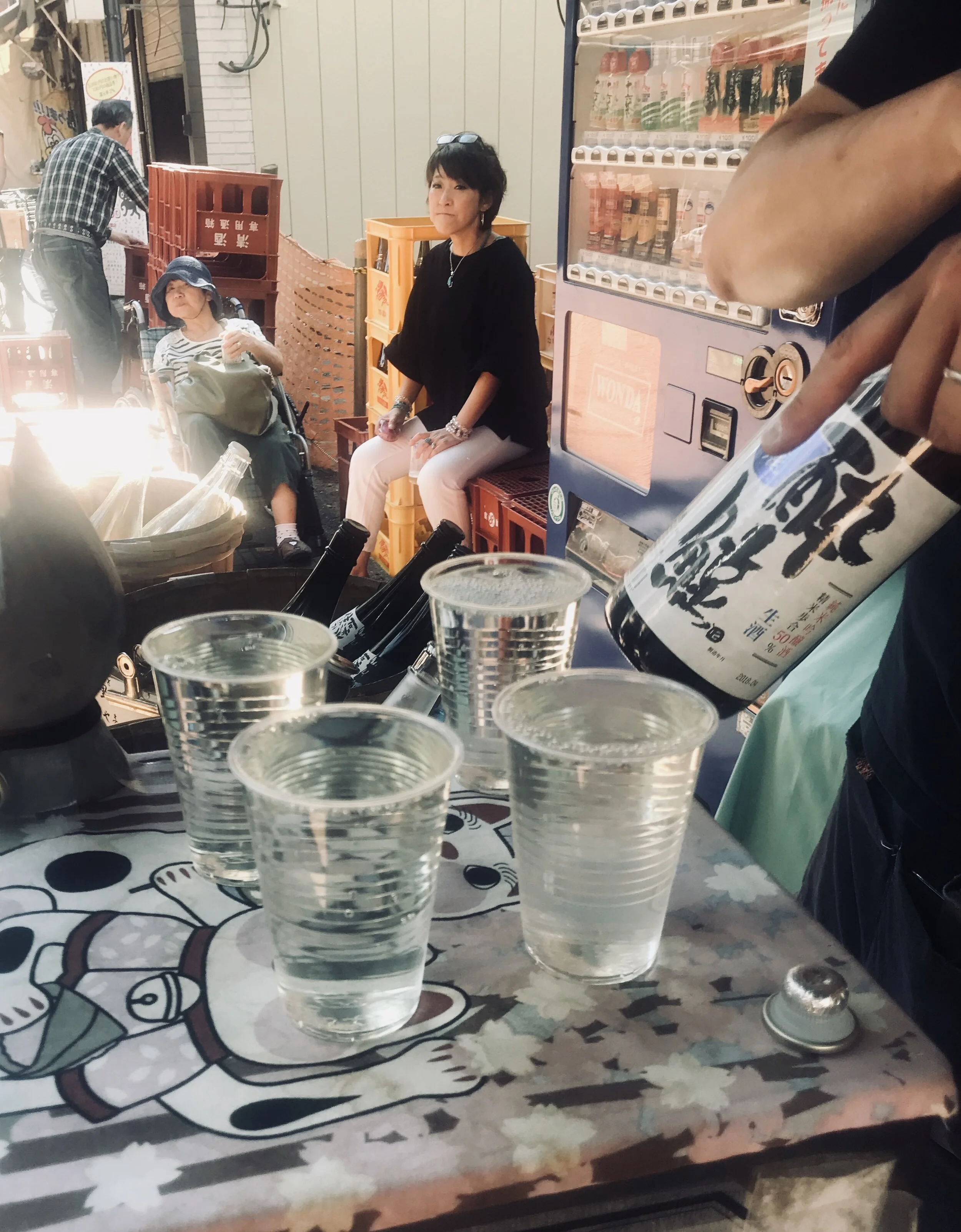 Have you ever seen a prettier sake pour? Think lady in the back is jonesin’ for some.