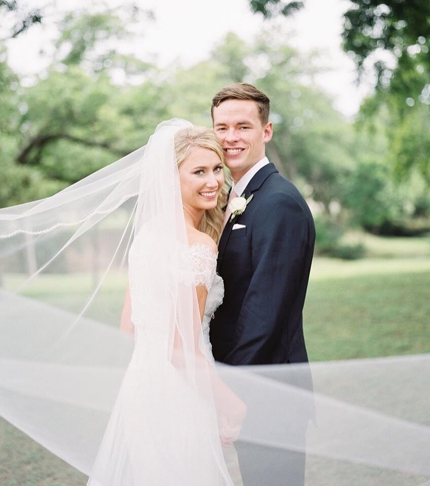 Repost from @jenniferyarbro These two cuties wedding is up on the blog. Link in bio. @elizabeth_farley13 @theroomonmain @eventsbyshelbirene @leforcedj @the_styling_stewardess @hollyvilesdesign @thebutterflycakefactory @photovisionprints