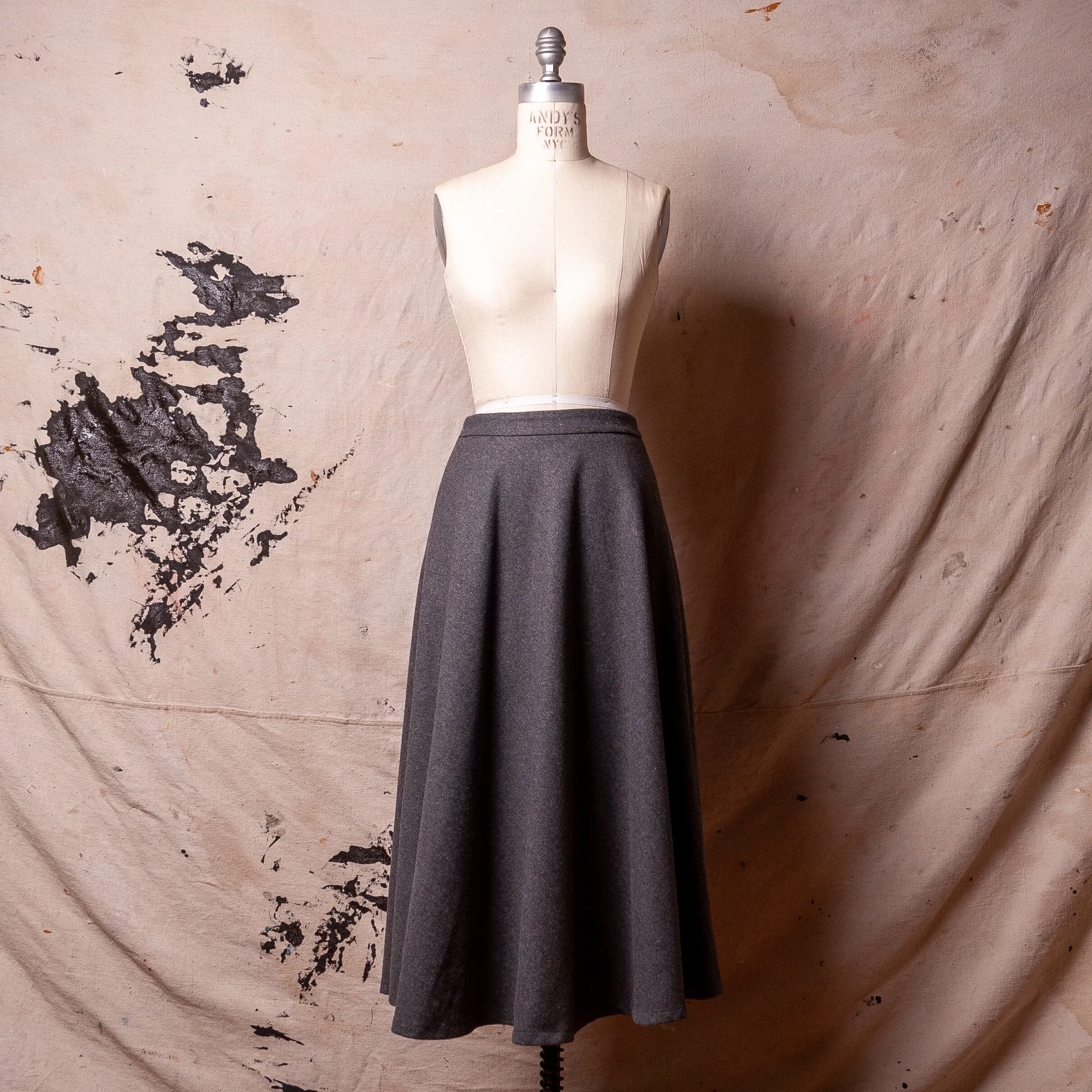 gray circle skirt